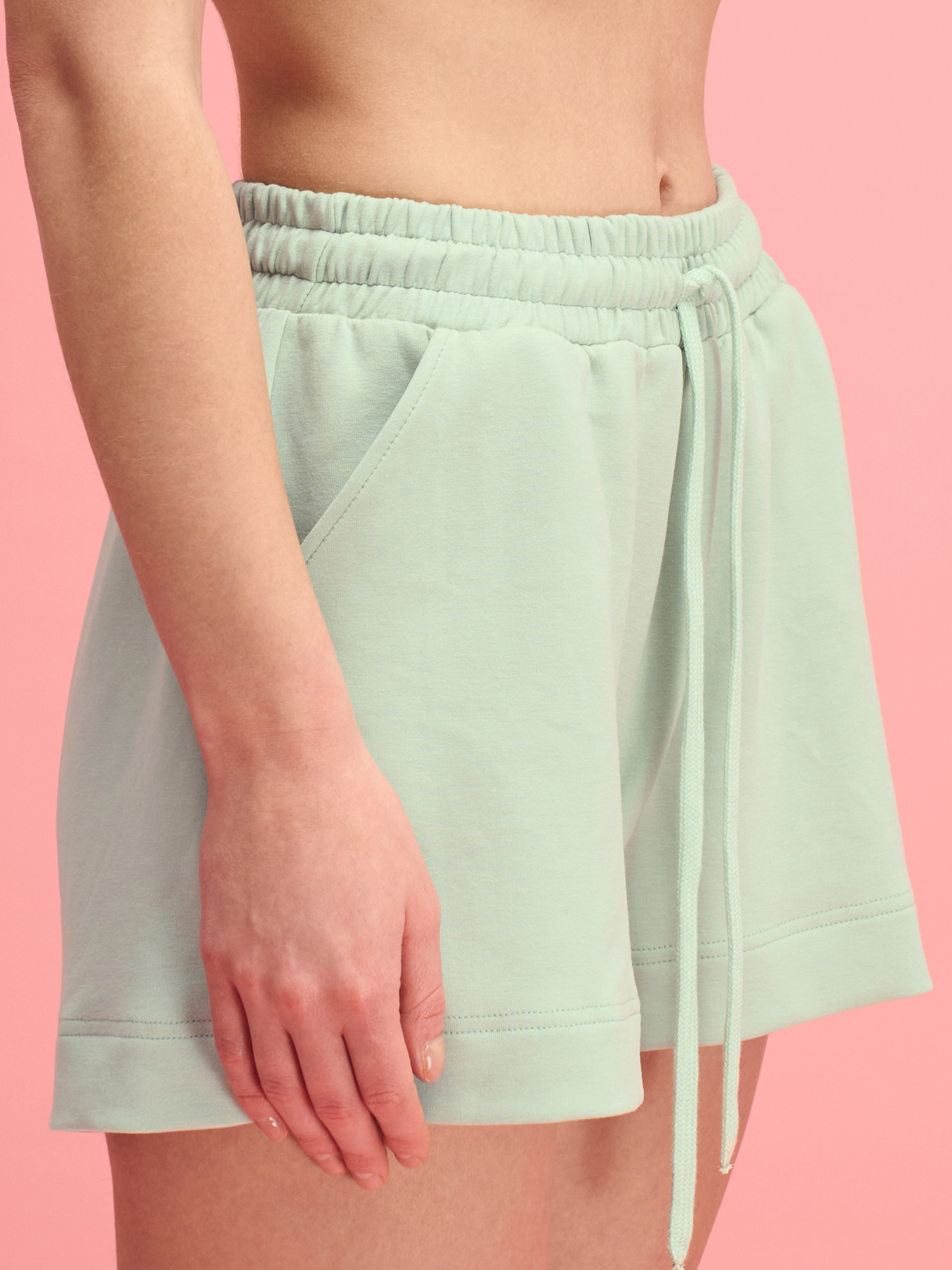 Шорты женские №1816 модель 4260 Шорты женские №1816 модель 4260 Фото