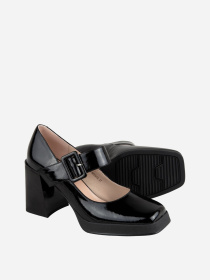 22A724-K530-NP654TA чорний лак туф, 35 модель 22A724-K530-NP654TA Фото