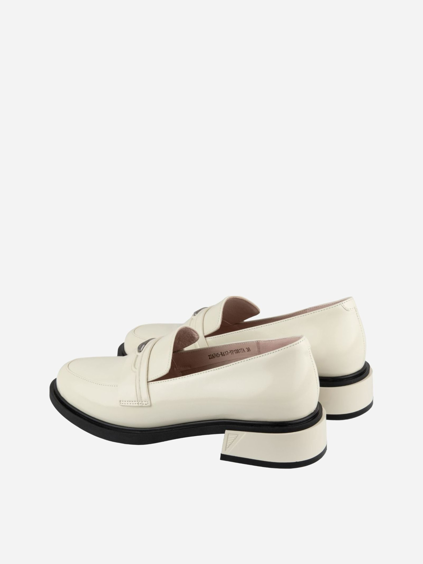 22A765-K617-YP1381TA молочна шкіра туф, 36 модель 22A765-K617-YP1381TA Фото