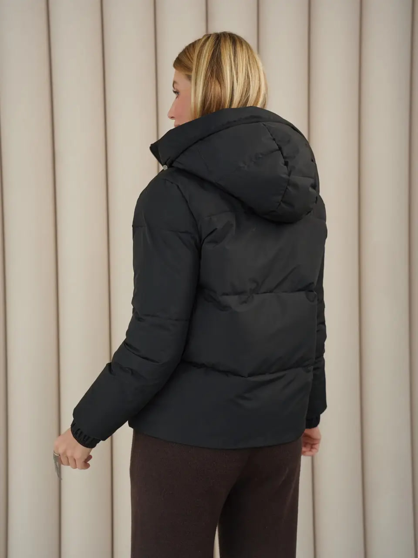 Демисезонная женская куртка с капюшоном модель Teffi-KL-BLC Фото