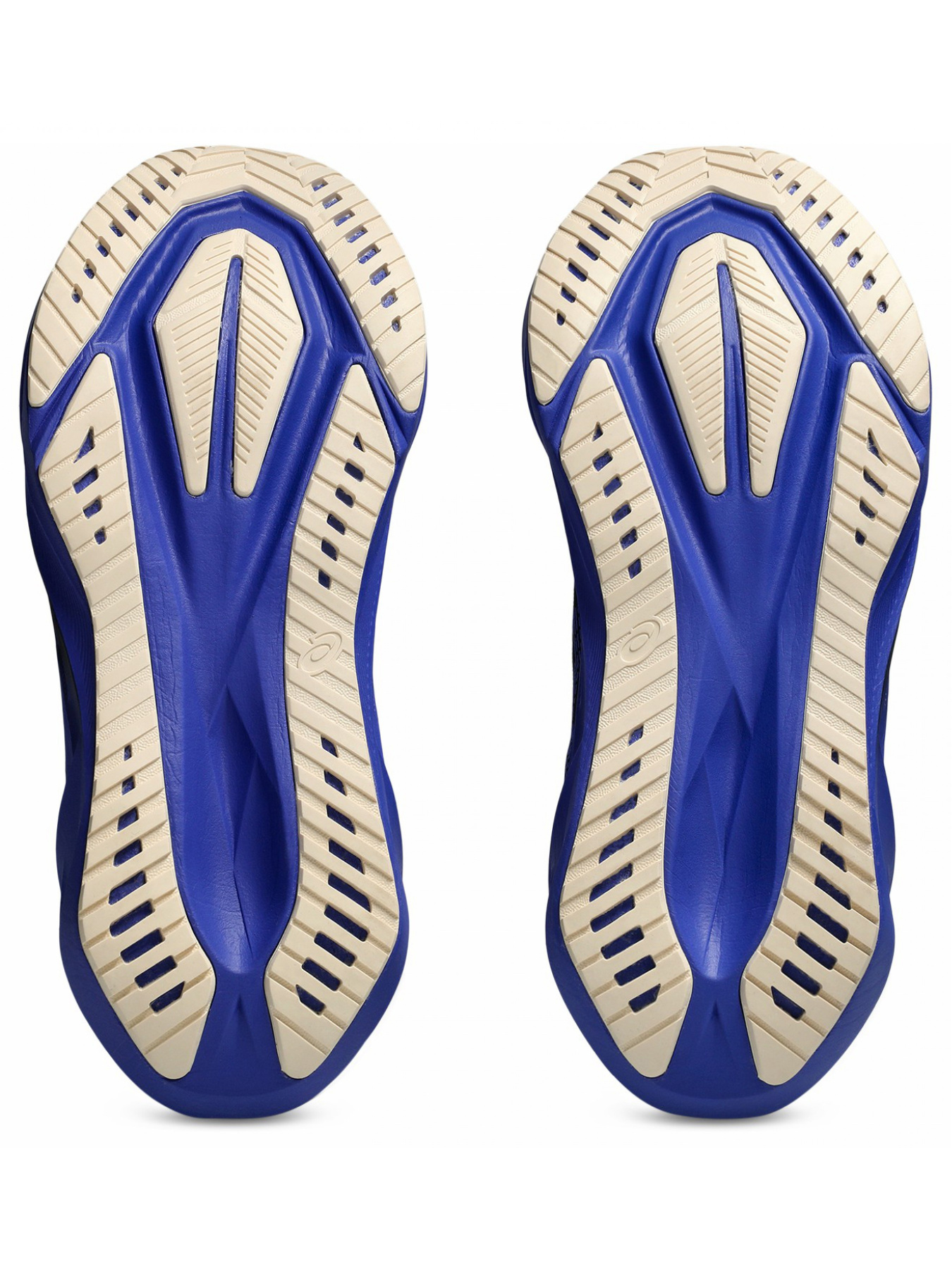 Кроссовки для бега NOVABLAST 5 модель 1011B974-004 Фото