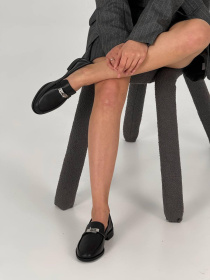 Лоферы из натуральной кожи с фурнитурой ерме черные (255) 40 модель P_215402-S40_236193 Фото