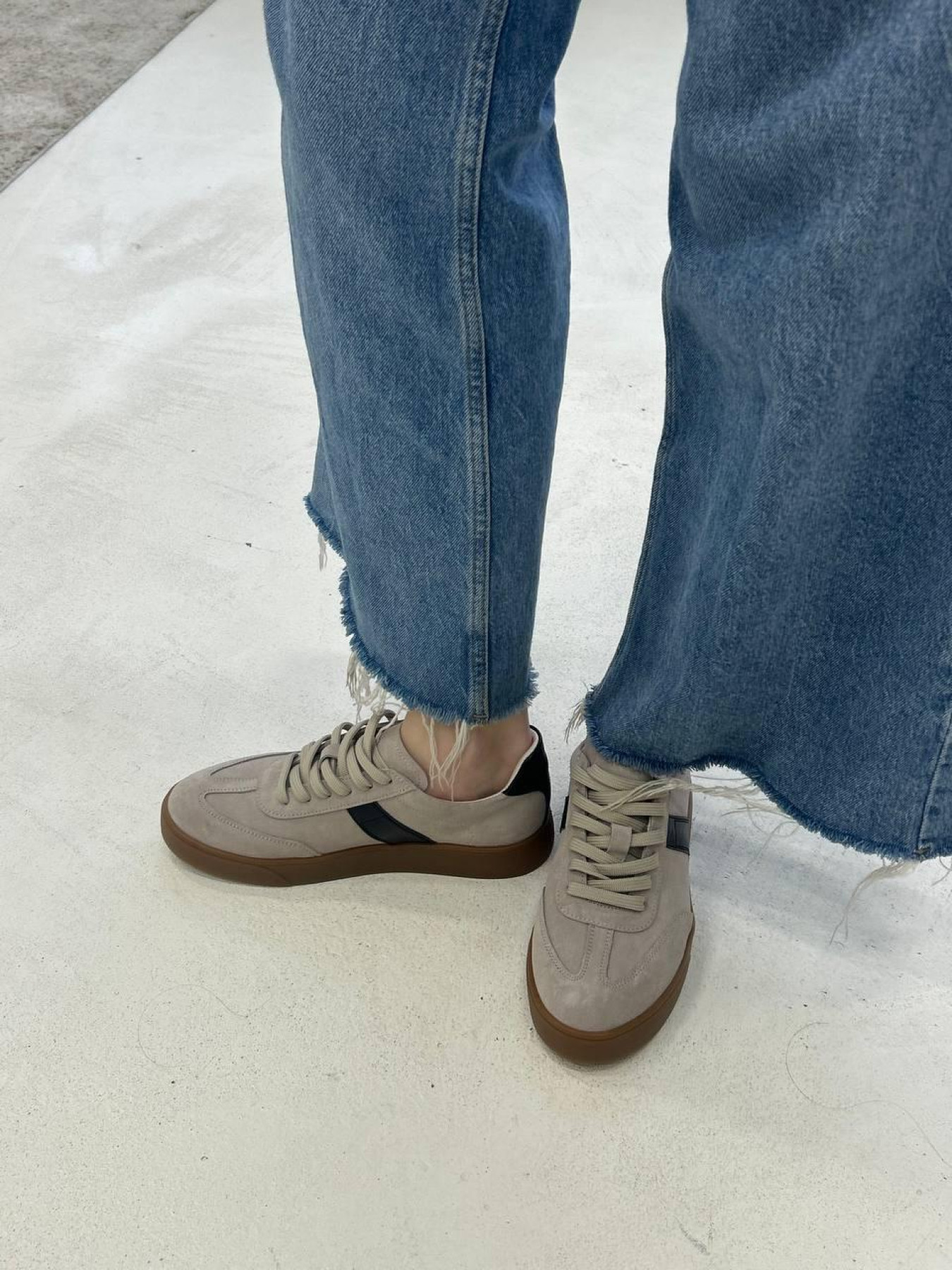 Кеди з натуральної замші та шкіри з чорними вставками Мокко (023/Емоджи6) 37 модель P_179230-S37_179957 Фото