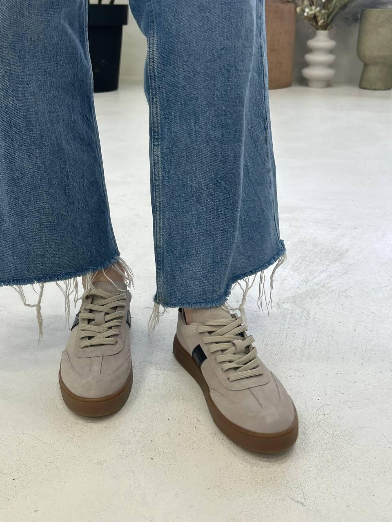 Кеди з натуральної замші та шкіри з чорними вставками Мокко (023/Емоджи6) 37 модель P_179230-S37_179957 Фото