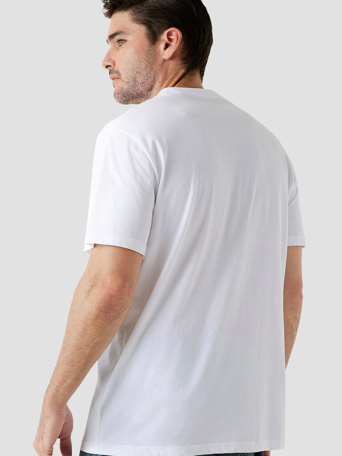 Мужская белая футболка модель M5BI04.I3Z14;G011 Мужская белая футболка модель M5BI04.I3Z14;G011 Фото