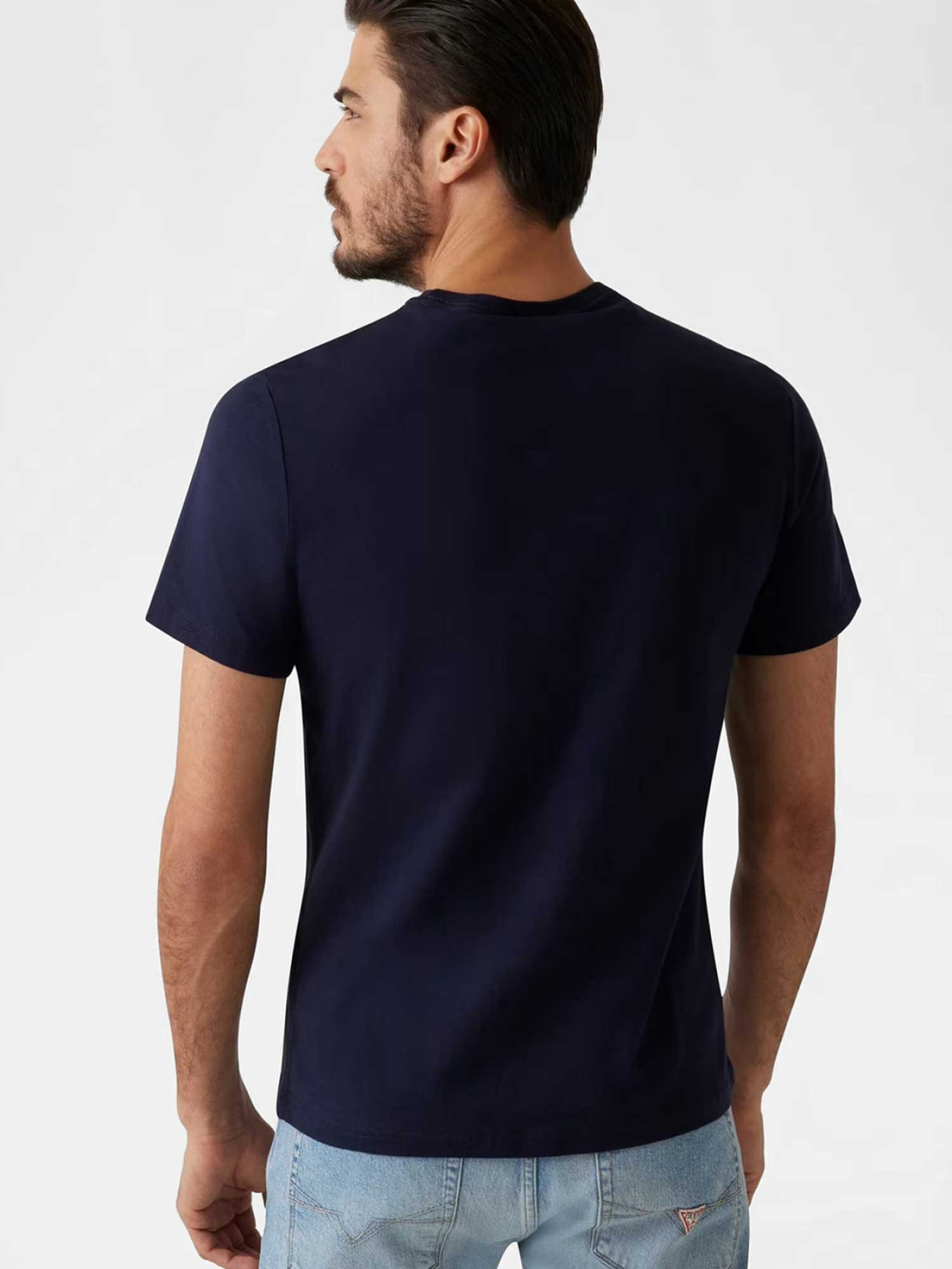 Мужская темно-синяя футболка модель M5GI06.I3Z14;G7V2 Мужская темно-синяя футболка модель M5GI06.I3Z14;G7V2 Фото