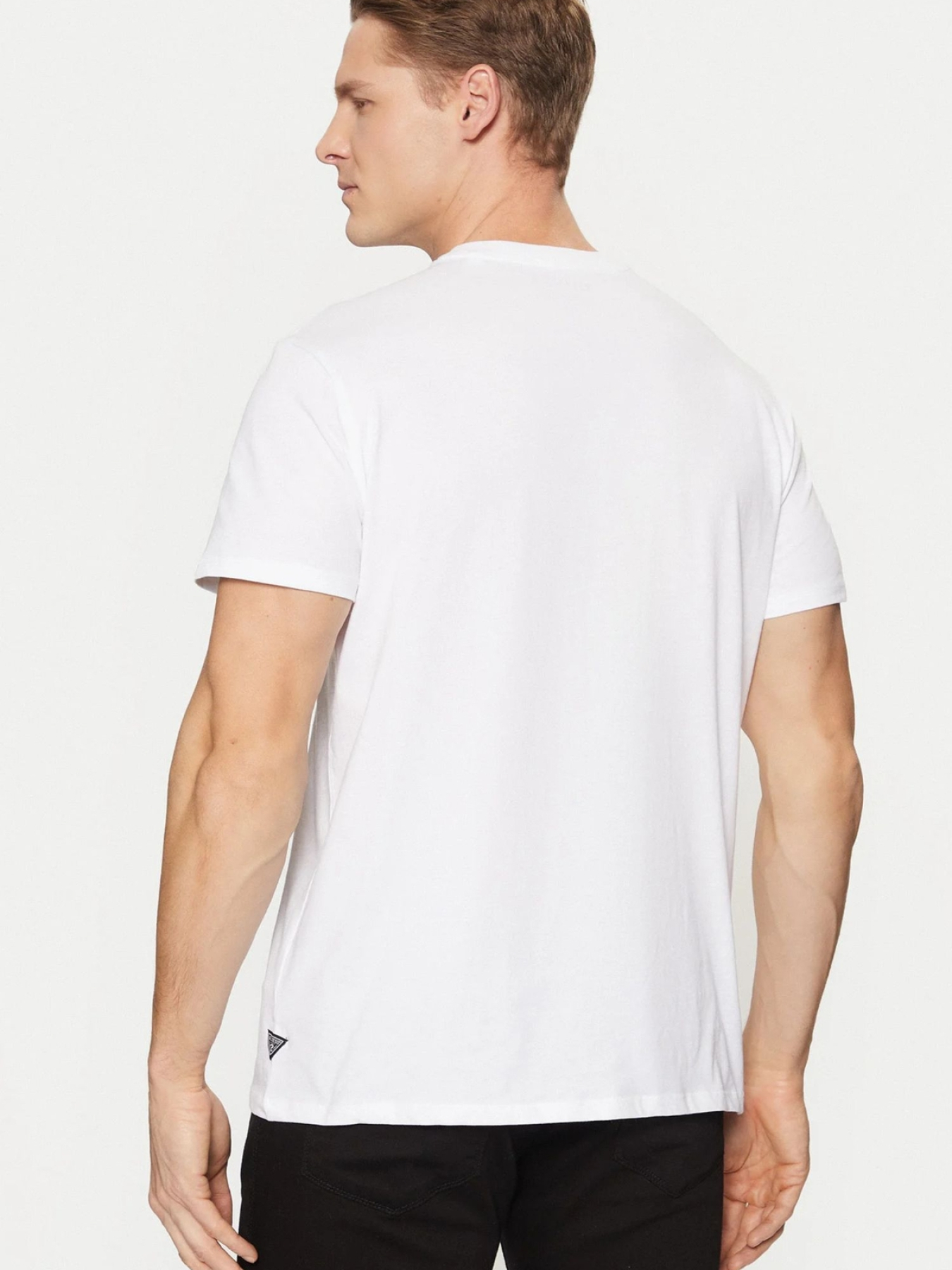 Футболка GUESS модель M5RI43.K9RM1;G011 Фото