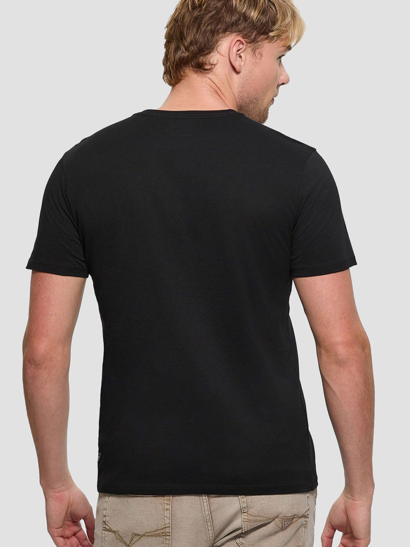 Мужская черная футболка модель M5RI50.K9RM1;JBLK Мужская черная футболка модель M5RI50.K9RM1;JBLK Фото