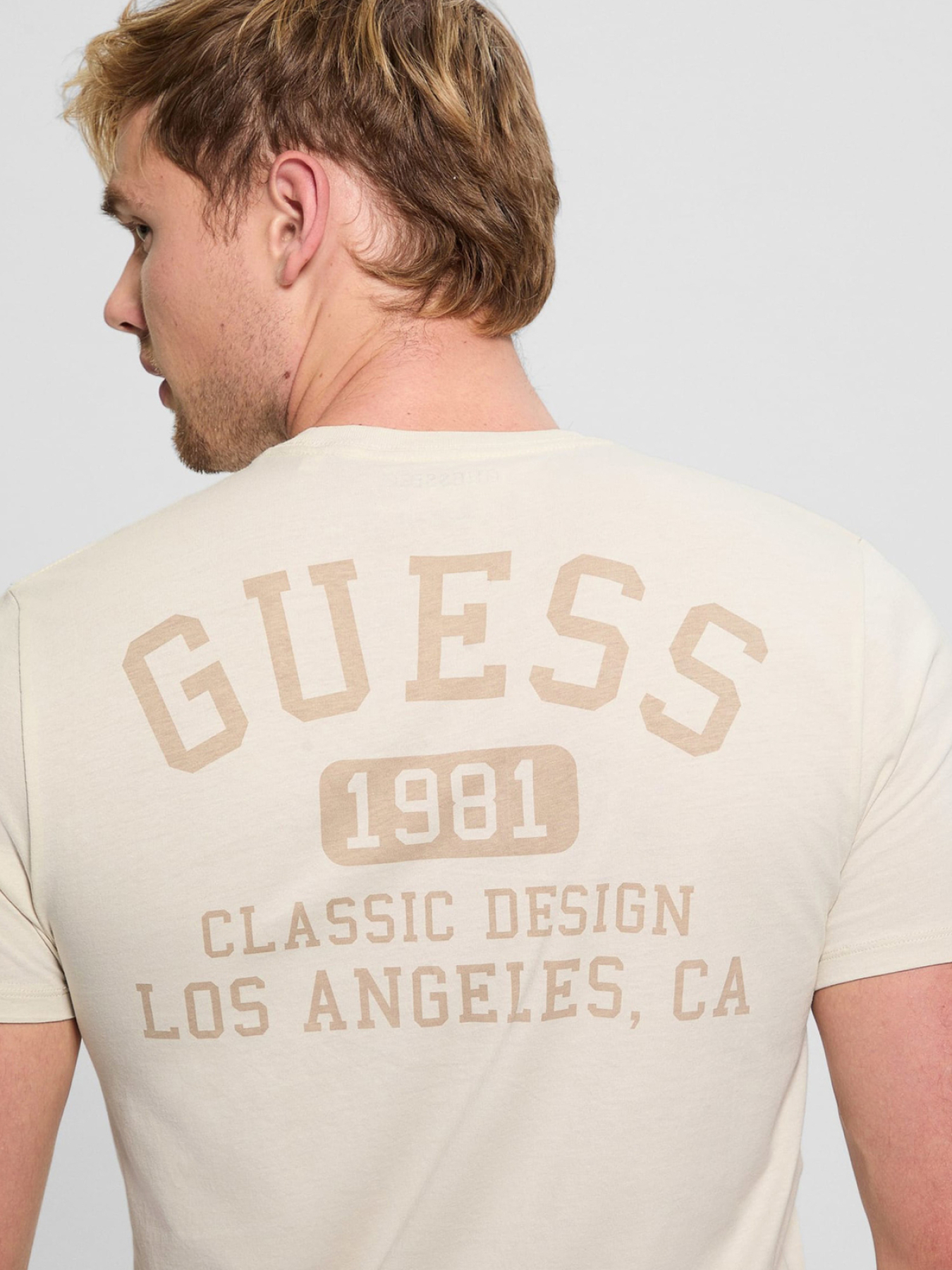 Мужская бежевая футболка модель M5RI86.K9RM1;FJ0R Мужская бежевая футболка модель M5RI86.K9RM1;FJ0R Фото