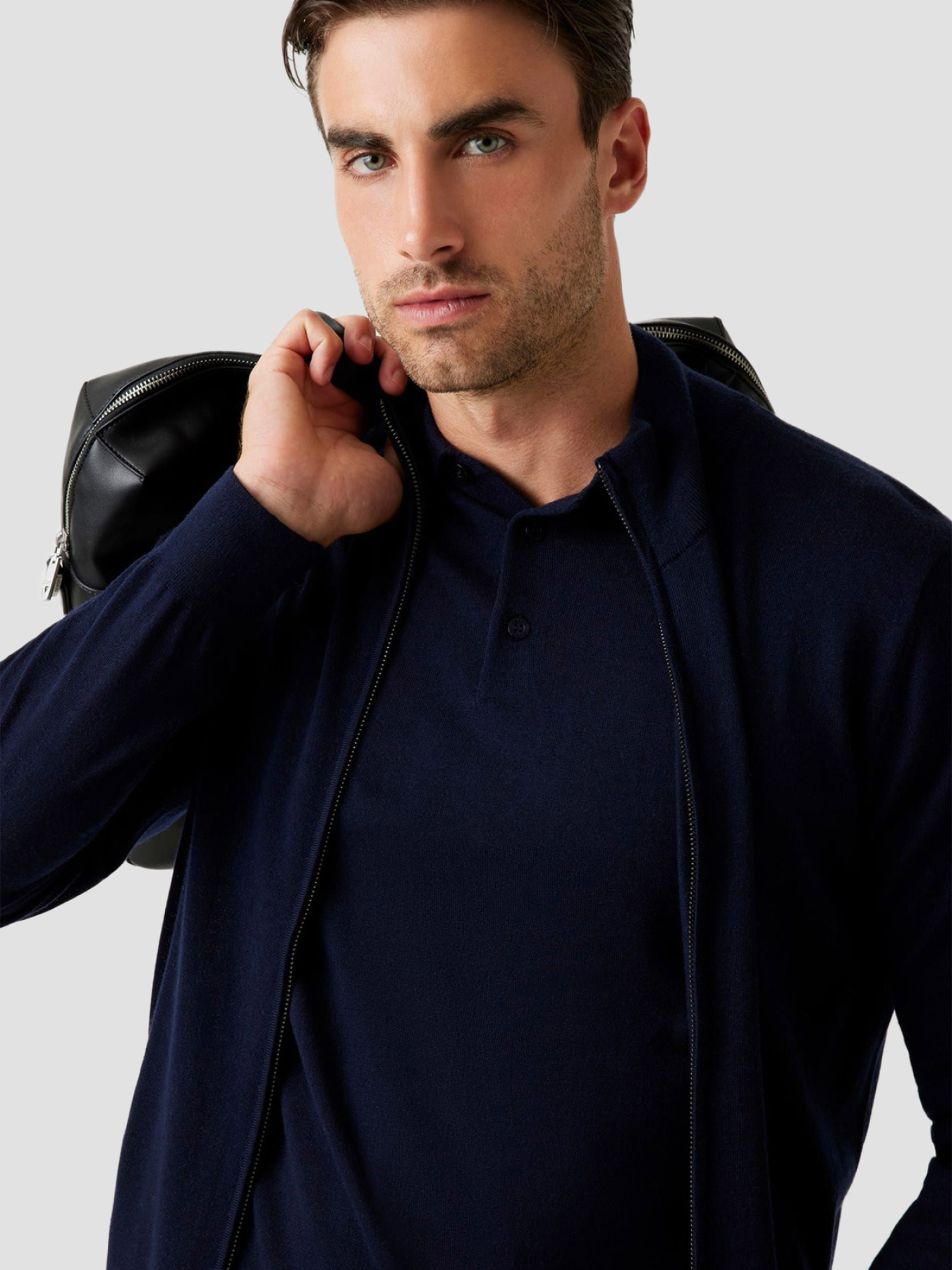 Чоловічий темно-синій вовняний кардиган модель M5RR38.Z3LZ0;G7V2 Фото