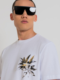 Чоловіча біла футболка модель MMKS02402.FA100144;1000 Фото