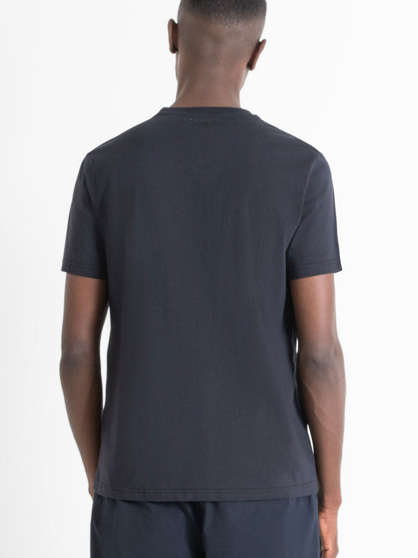 Футболка Antony Morato модель MMKS02442.FA100240;7073 Фото