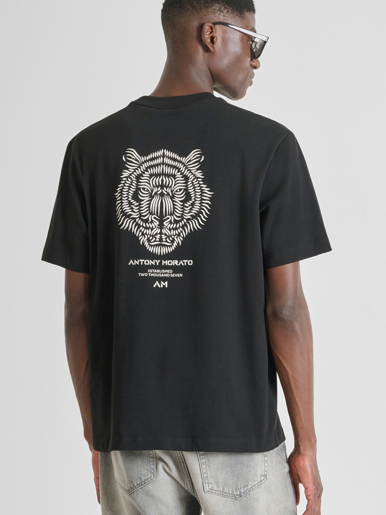 Футболка Antony Morato модель MMKS02541.FA100239;9000 Фото