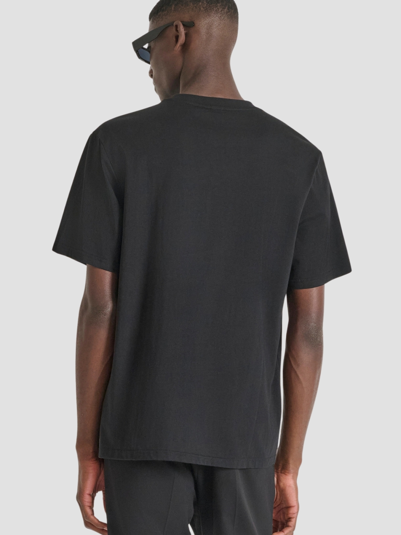 Футболка Antony Morato модель MMKS02560.FA100240;9000 Фото