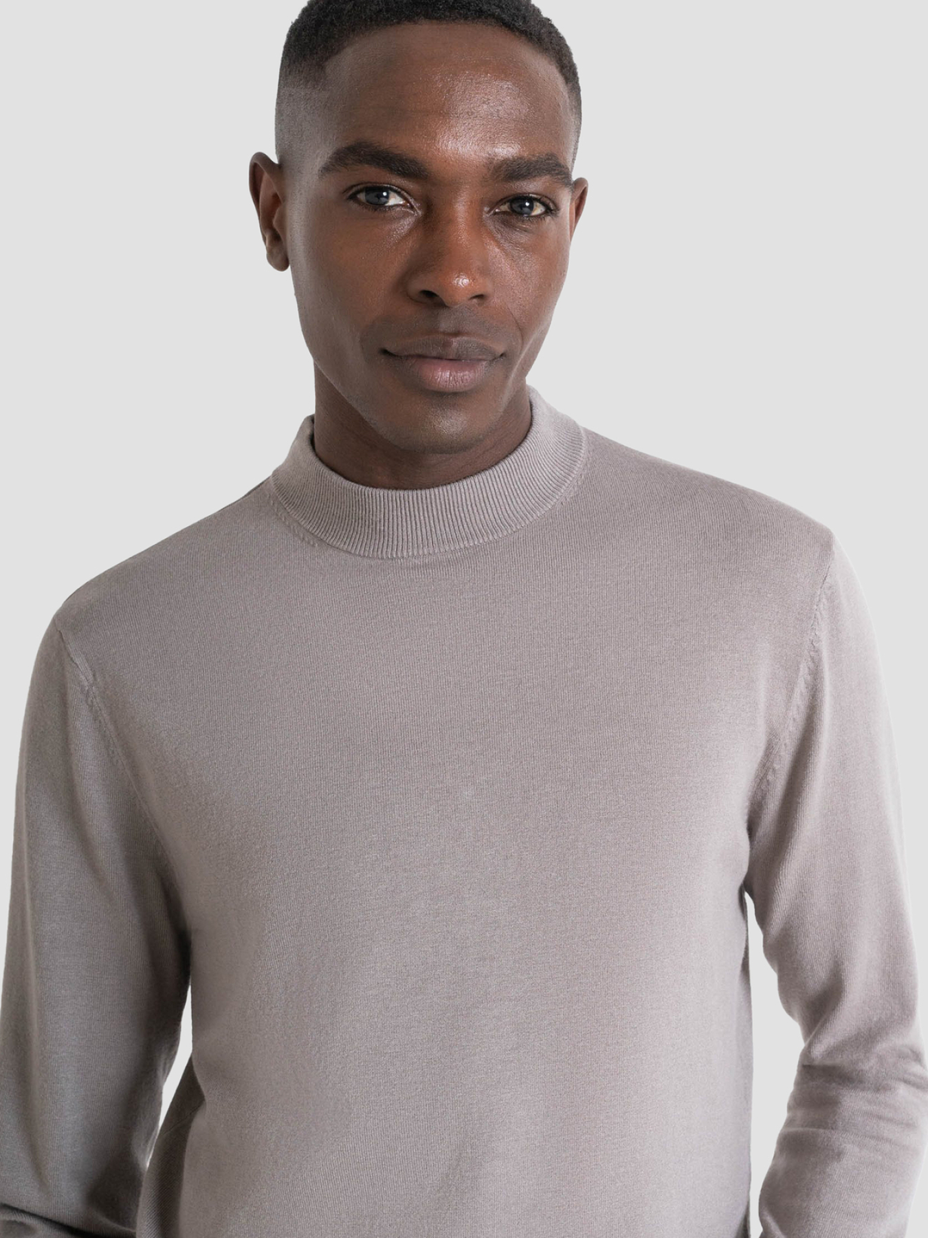 Свитер Antony Morato модель MMSW01407.YA500002;2043 Свитер Antony Morato модель MMSW01407.YA500002;2043 Фото