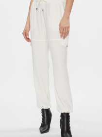 Женские белые джоггеры модель TA4059.T3784;10604 Женские белые джоггеры модель TA4059.T3784;10604 Фото