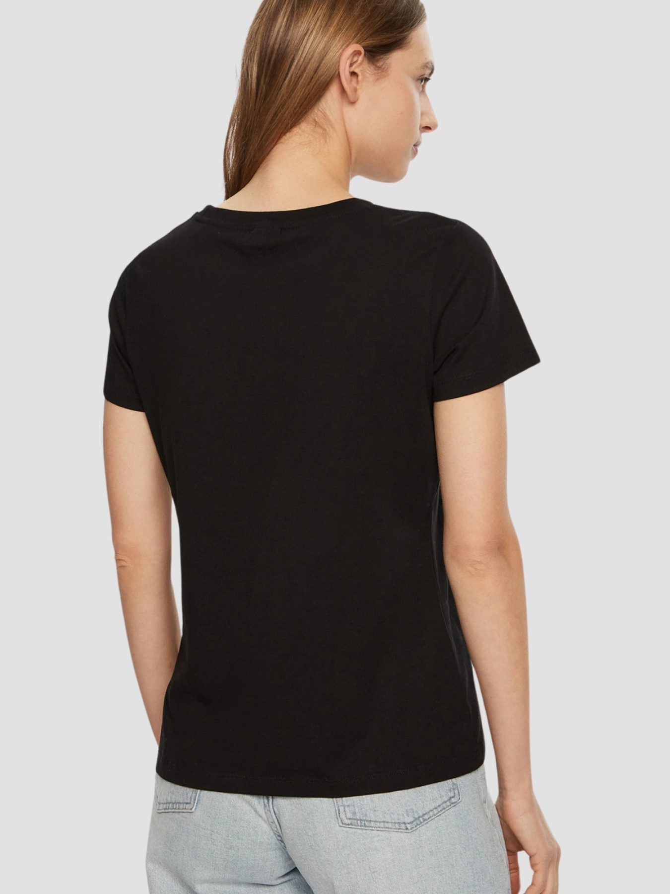 Футболка GUESS модель V5RI16.J1314;JBLK Фото