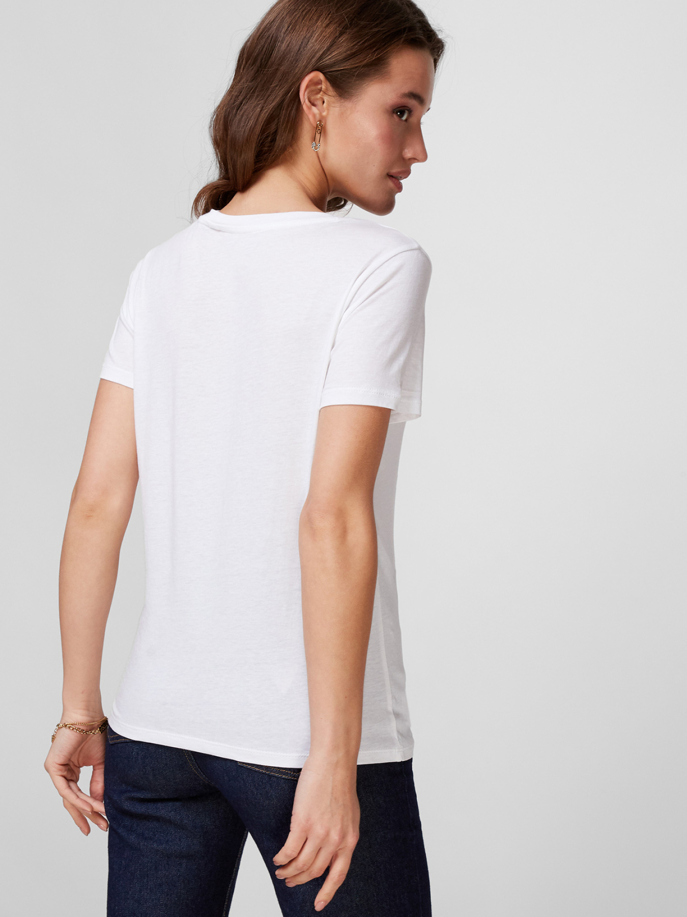 Футболка GUESS модель W1RI02.K9TD2;G011 Фото