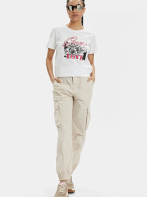 Футболка GUESS модель W4GI17.I3Z14;F0BO Футболка GUESS модель W4GI17.I3Z14;F0BO Фото