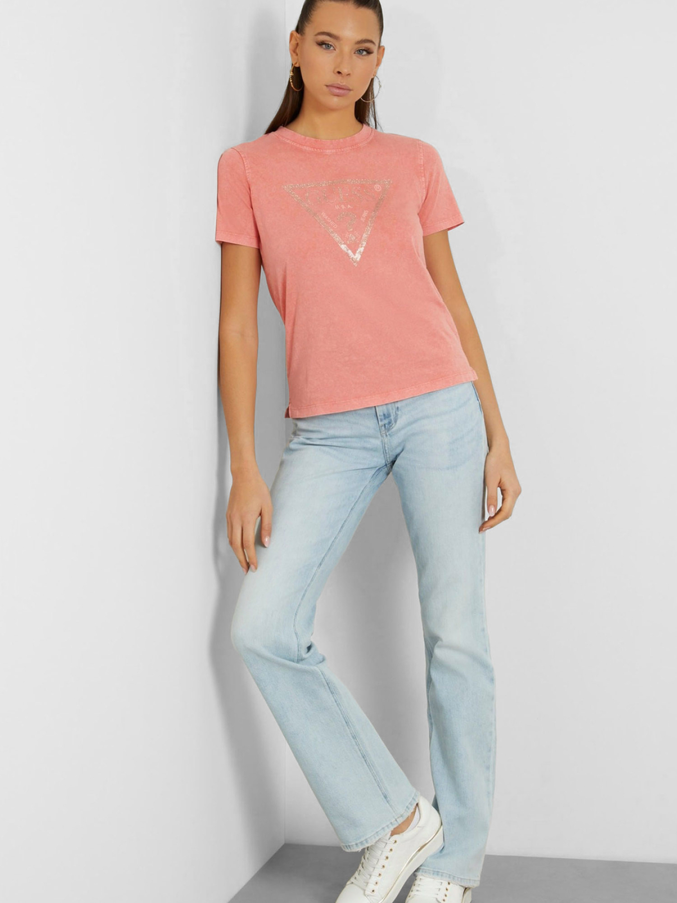 Футболка GUESS модель W4GI26.I3Z14;G6S1 Футболка GUESS модель W4GI26.I3Z14;G6S1 Фото