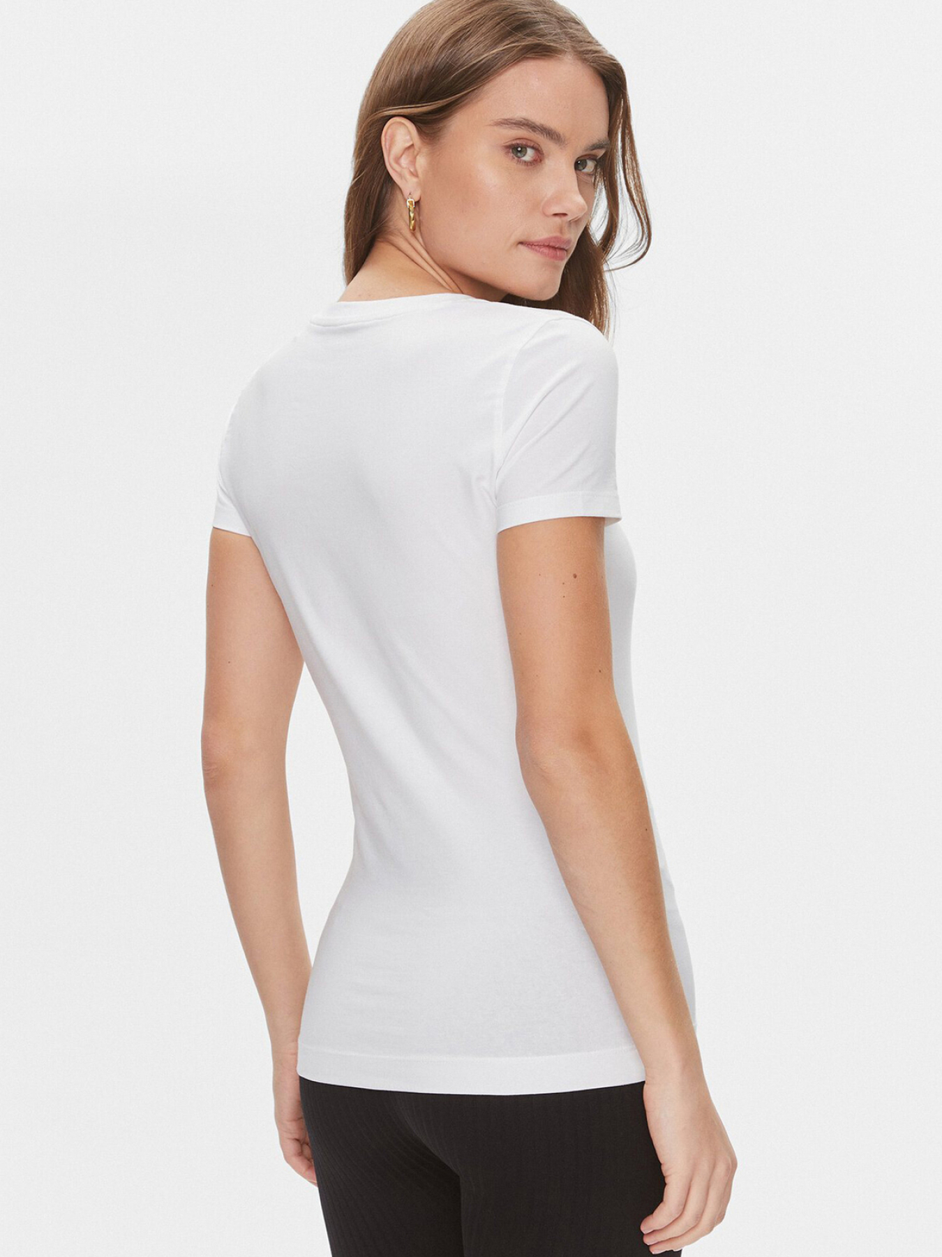 Жіноча біла футболка модель W4RI33.J1314;G011 Фото