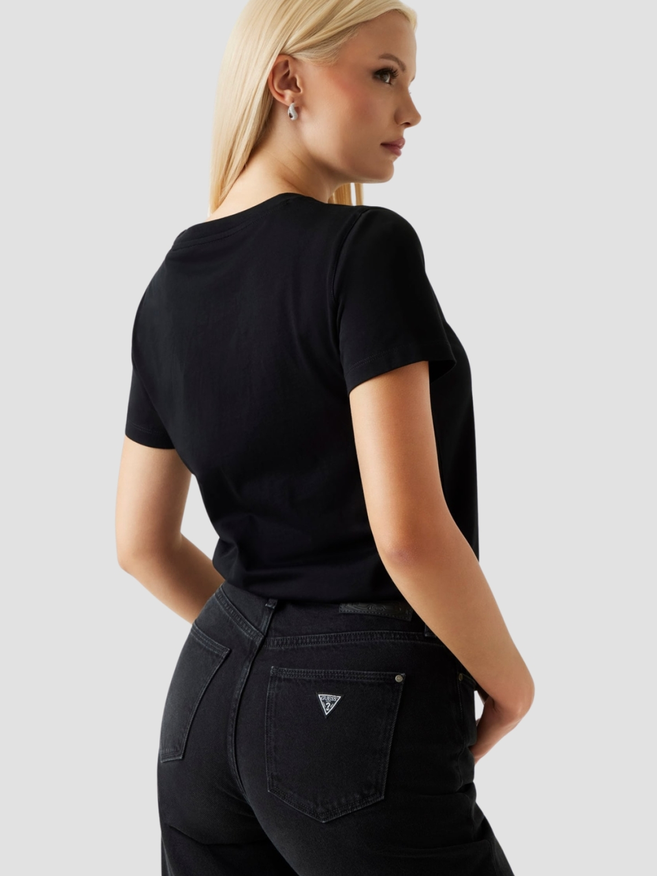 Футболка GUESS модель W5BI18.I3Z14;JBLK Фото