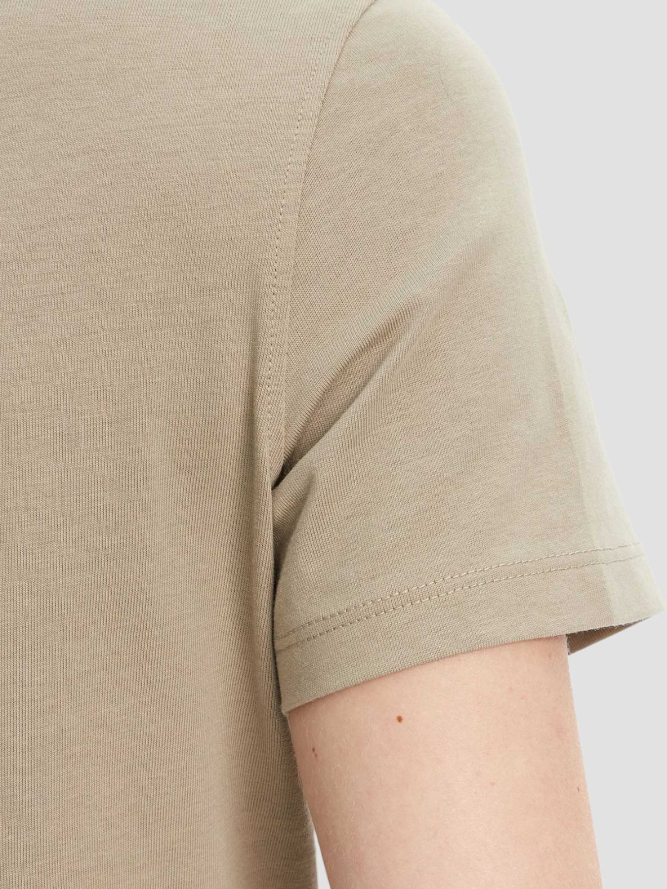 Жіноча бежева футболка модель W5YI40.I3Z14;G8CJ Фото