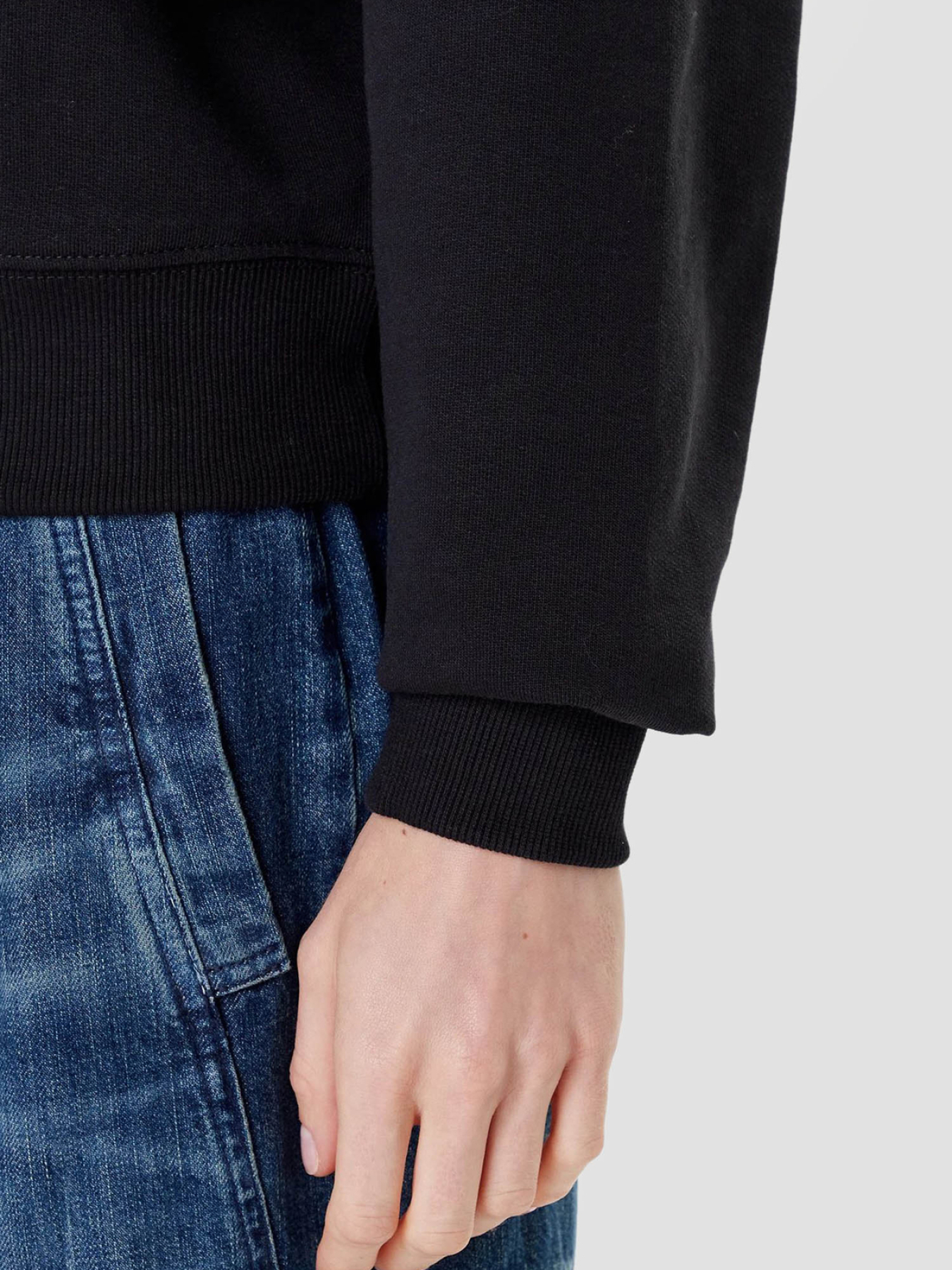 Спортивна кофта Guess Jeans модель W5YQ09.K68I4;JBLK Фото