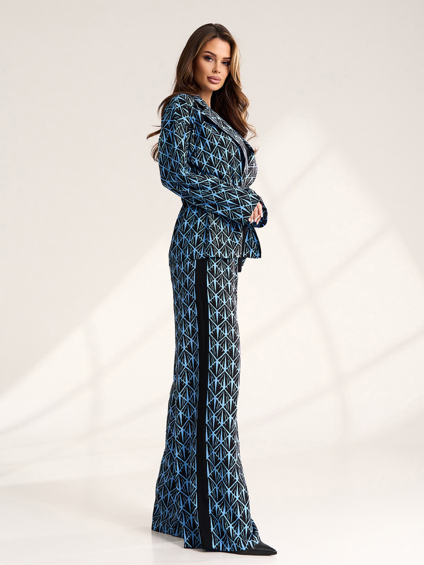 Костюмы модель 15543_черный_голубой Фото