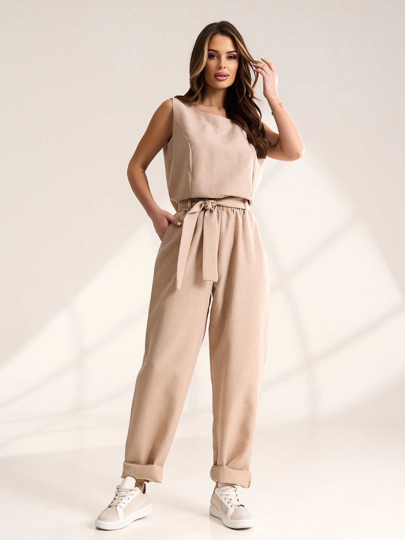 Костюмы модель 15560_бежевый Костюмы модель 15560_бежевый Фото