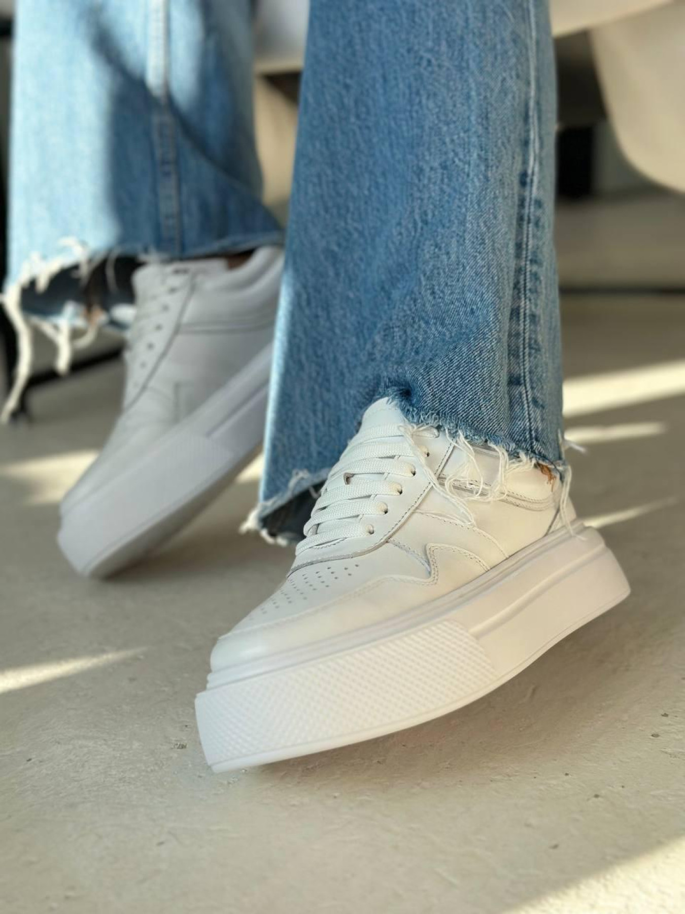 Кеди з натуральної шкіри Білий (020.2) 40 модель P_6338-S40_146935 Фото