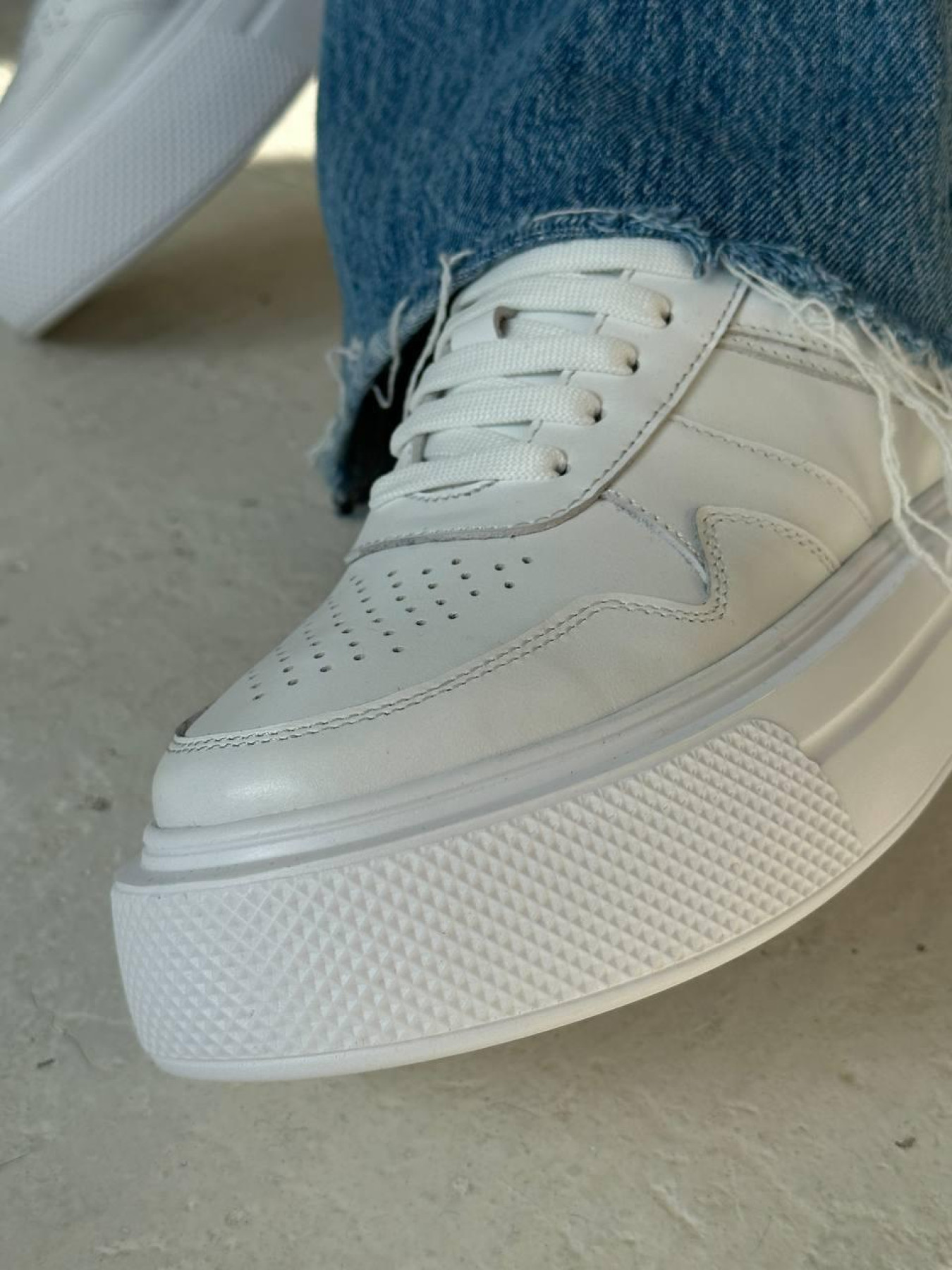 Кеди з натуральної шкіри Білий (020.2) 40 модель P_6338-S40_146935 Фото