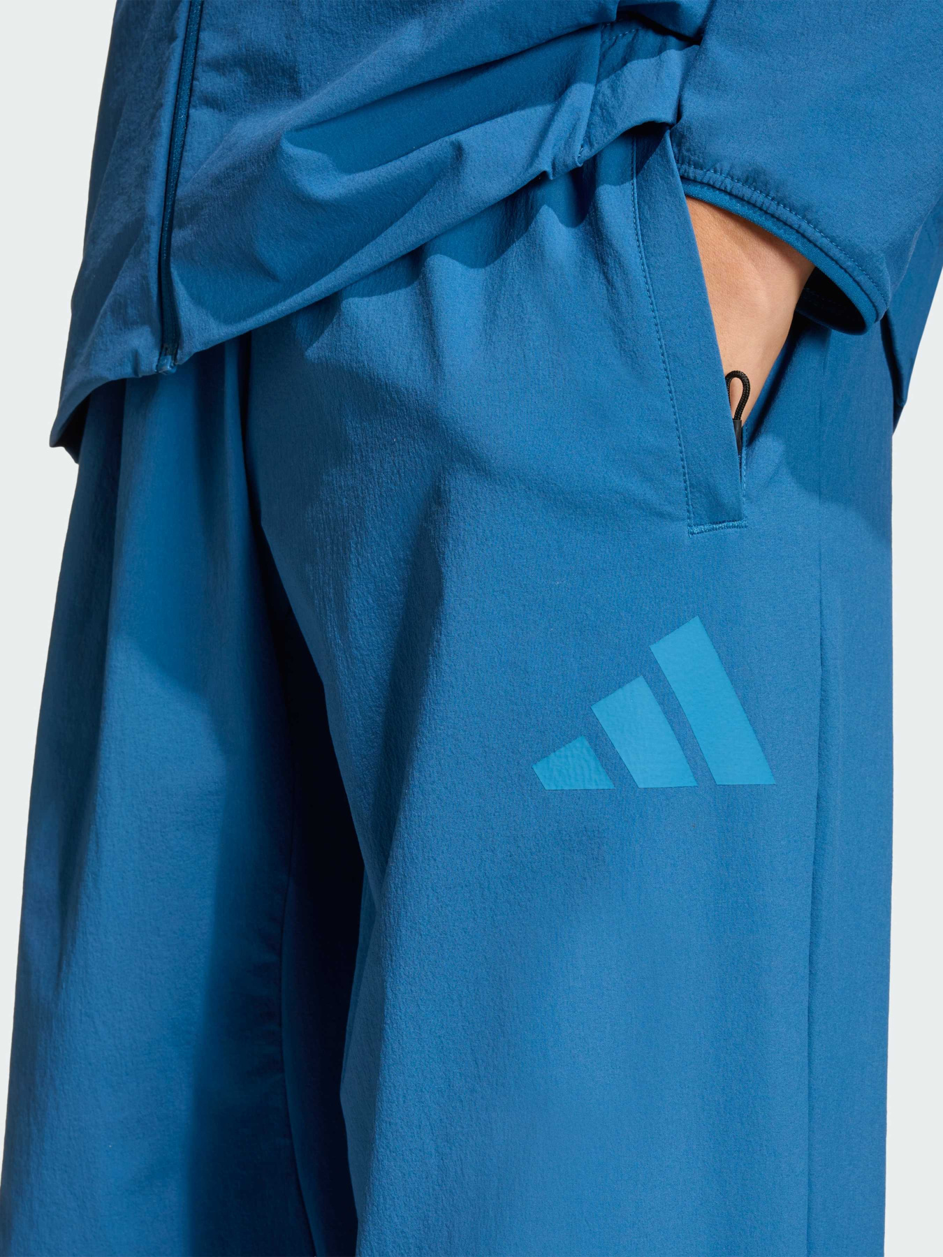 Спортивные брюки Z.N.E. Woven Travel модель KG0996 Фото