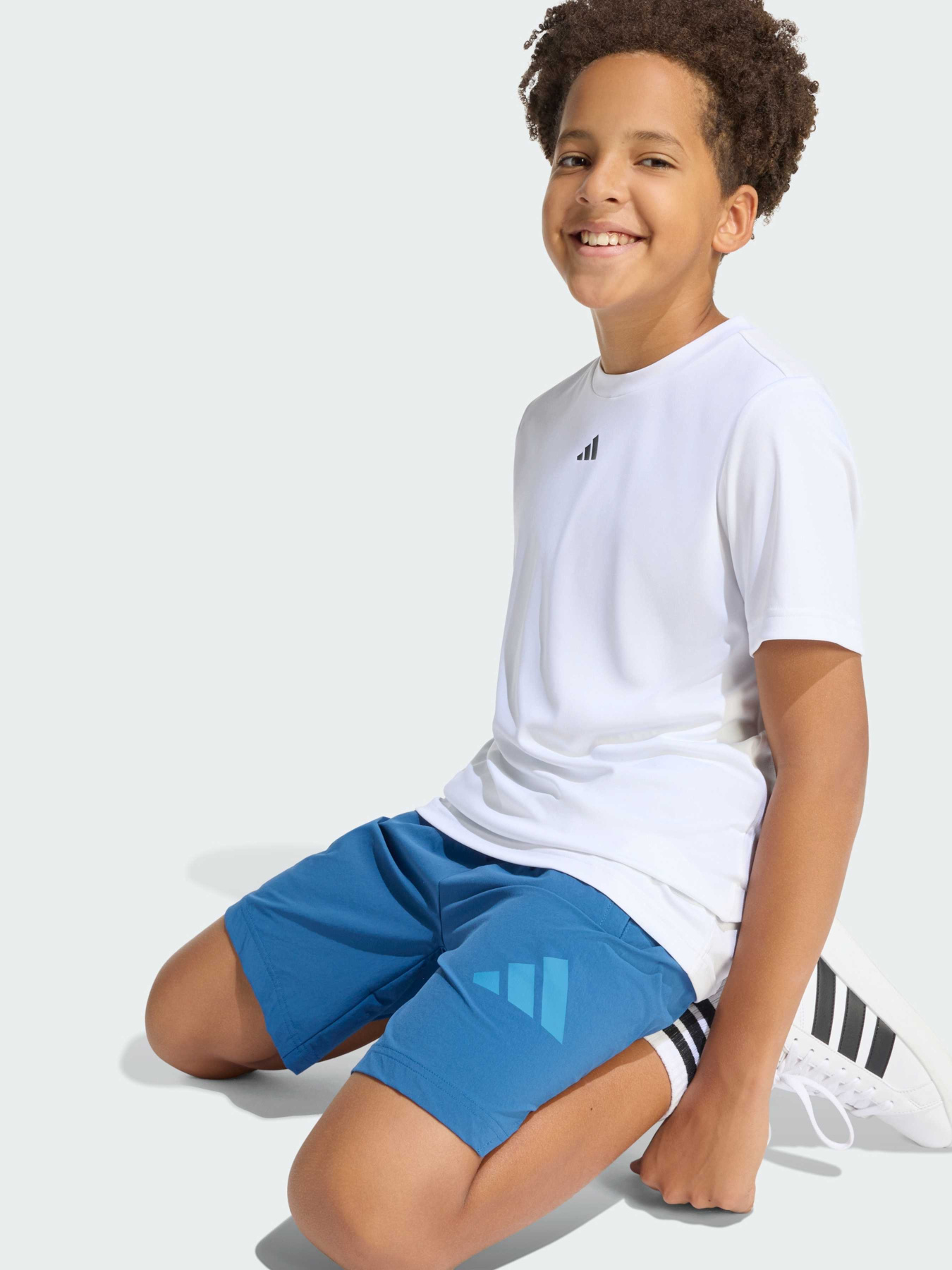 Шорти Z.N.E. WOVEN TRAVEL модель KG1002 Шорти Z.N.E. WOVEN TRAVEL модель KG1002 Фото