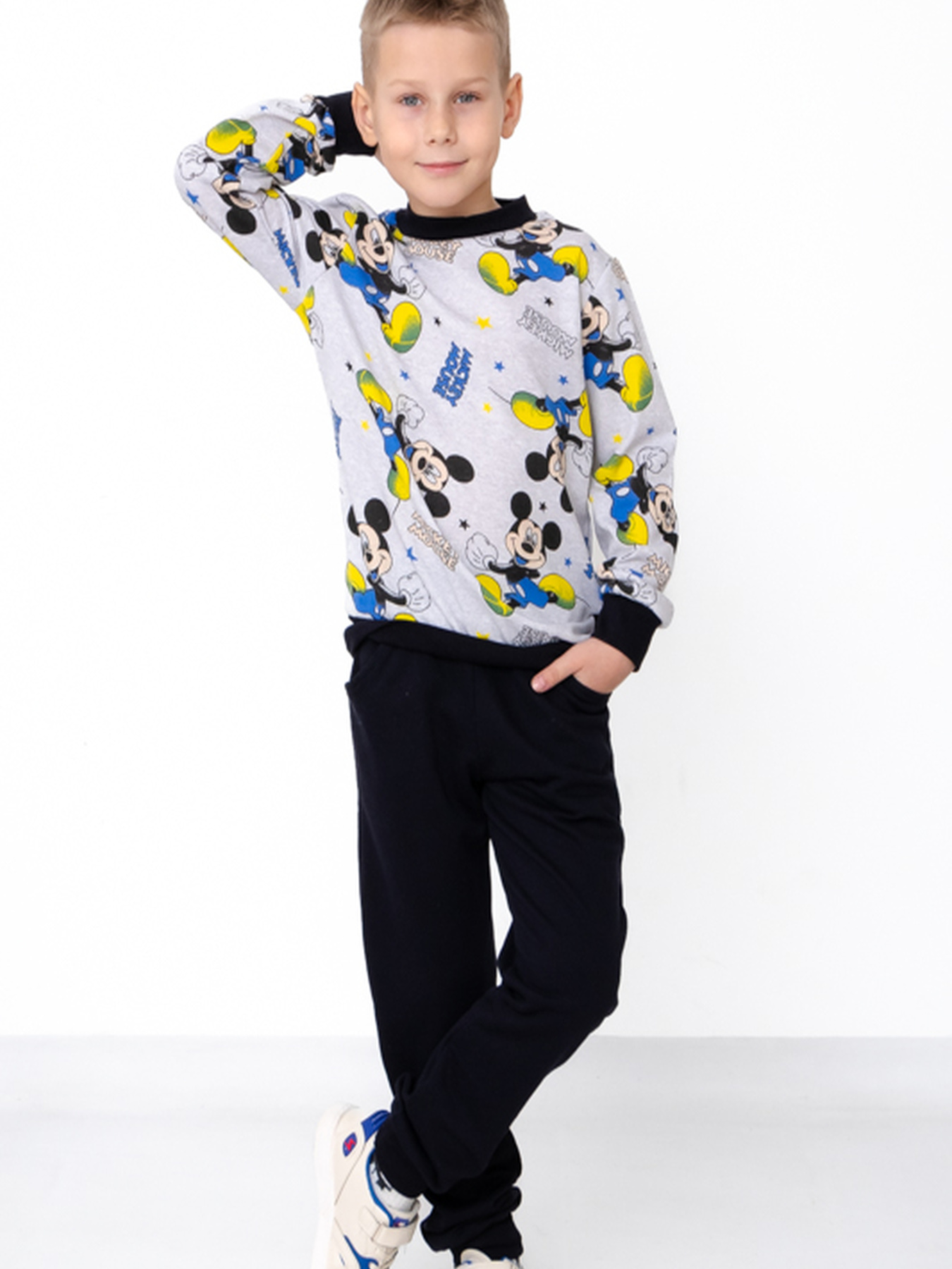 Утеплений костюм для хлопчика з джемпера та штанів з принтом, Сірий Носи Своє (6063-024-4) модель 6063-024-4-mickey-srij Фото