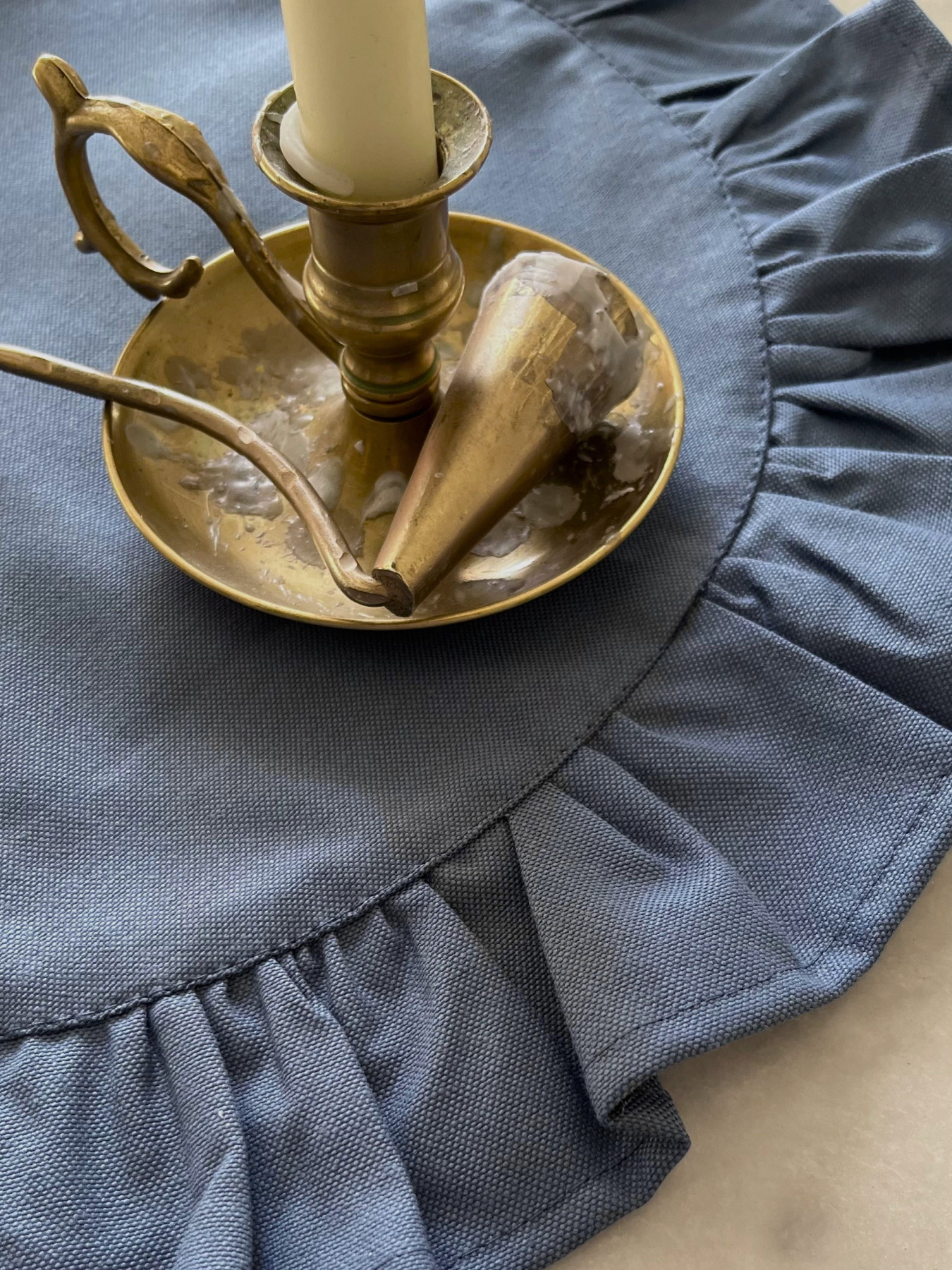 Серветка сервірувальна з рюшами бавовняна водовідштовхуюча синього кольору Ecotton модель 25604 Фото