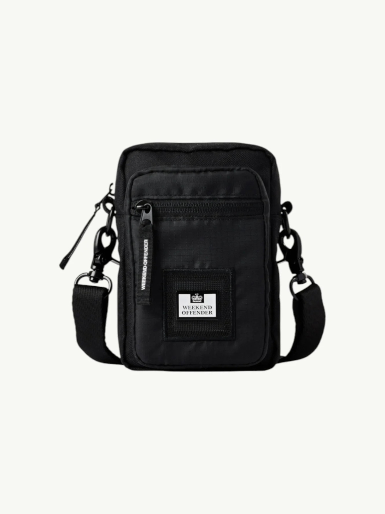 Сумка Weekend Offender Small Crossbody Bag Black Ripstop модель AC1004-BLACKRIP Фото
