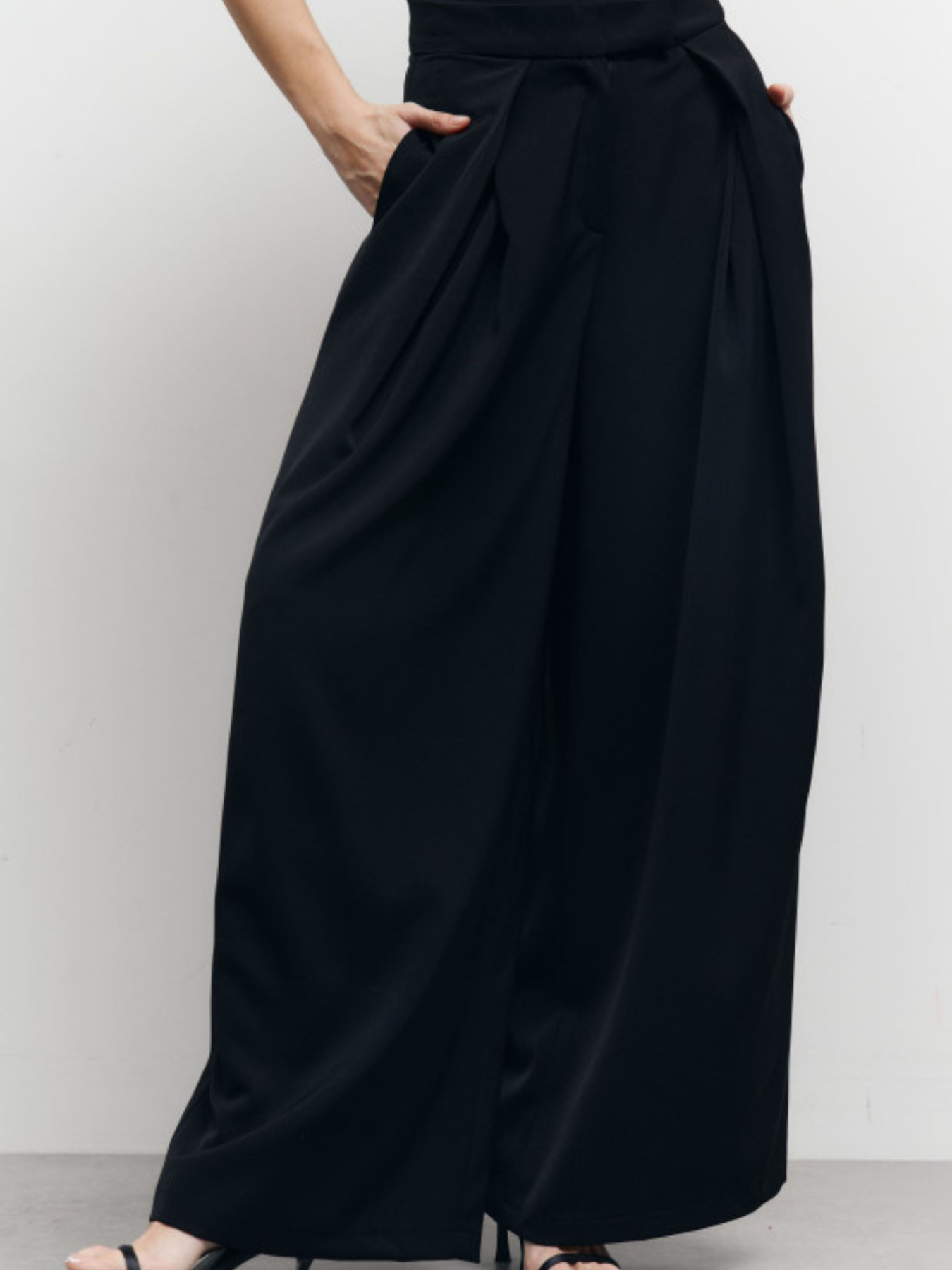 Черные женские брюки палаццо Flow Tailored Pants модель 416 Фото