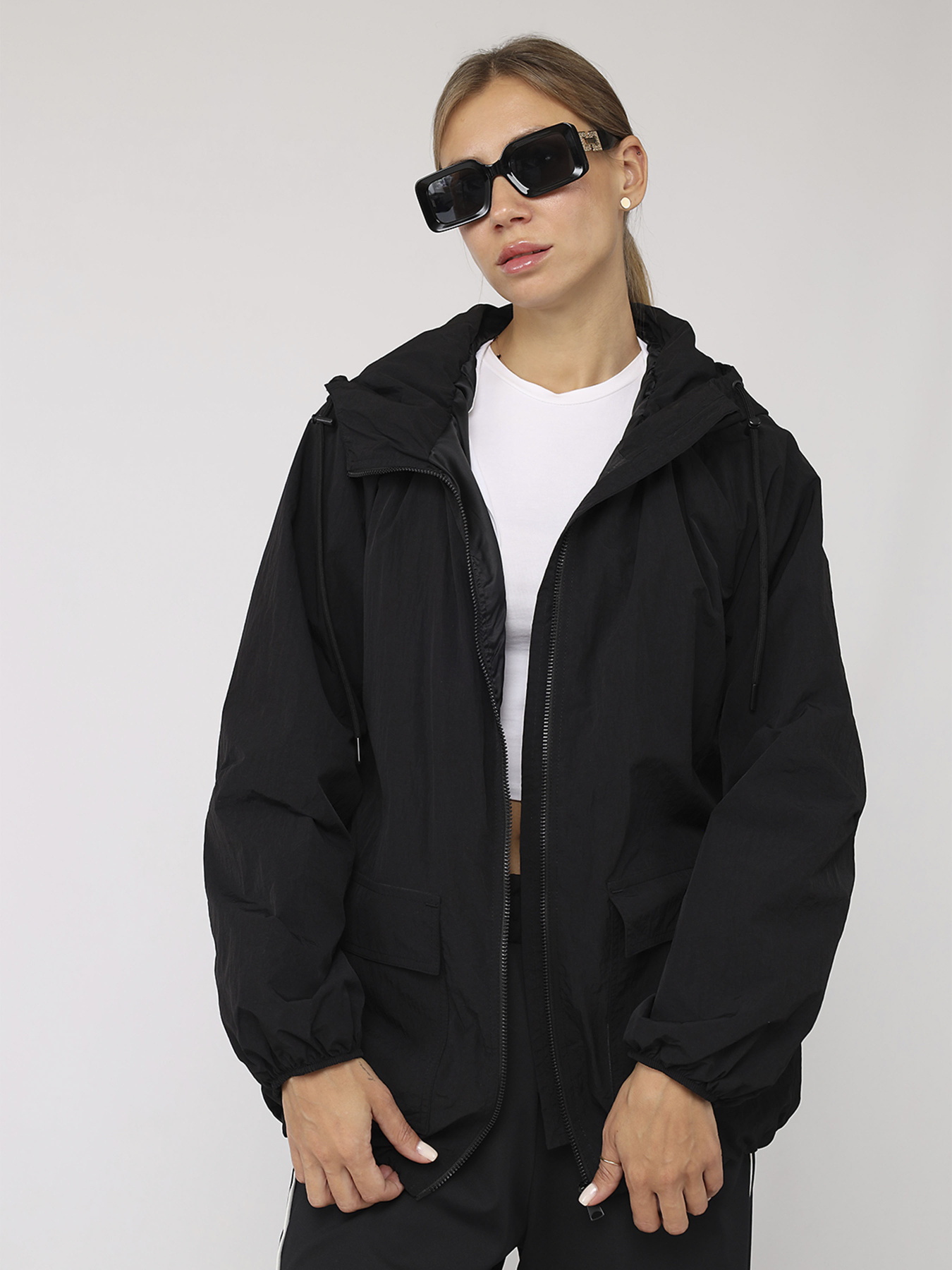 Ветровка женская  цвет черный ЦБ-00279721 модель ЦБ-00279721 Фото