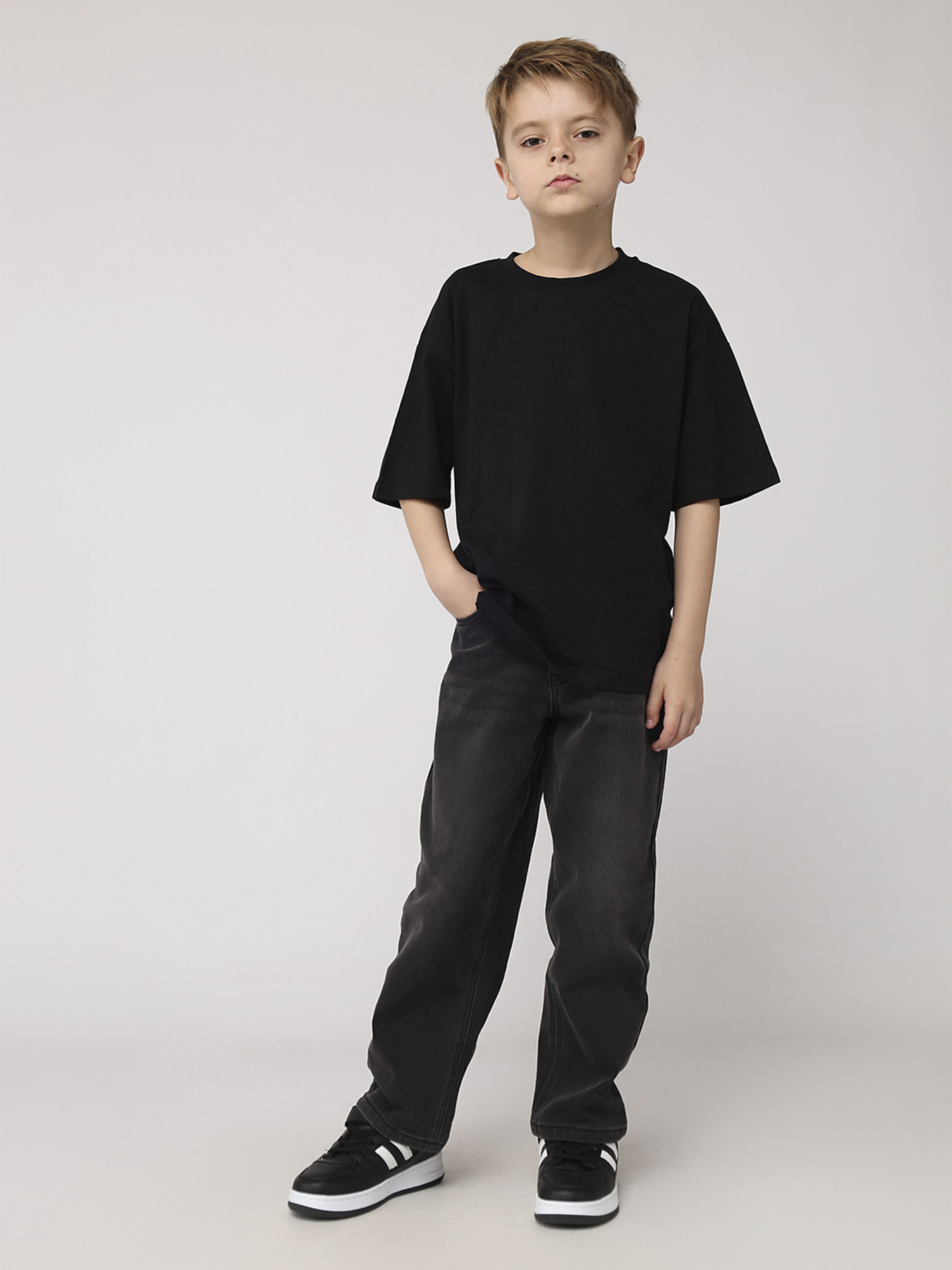 Джинсы straight для мальчика  цвет темно-серый ЦБ-00279820 модель ЦБ-00279820 Фото