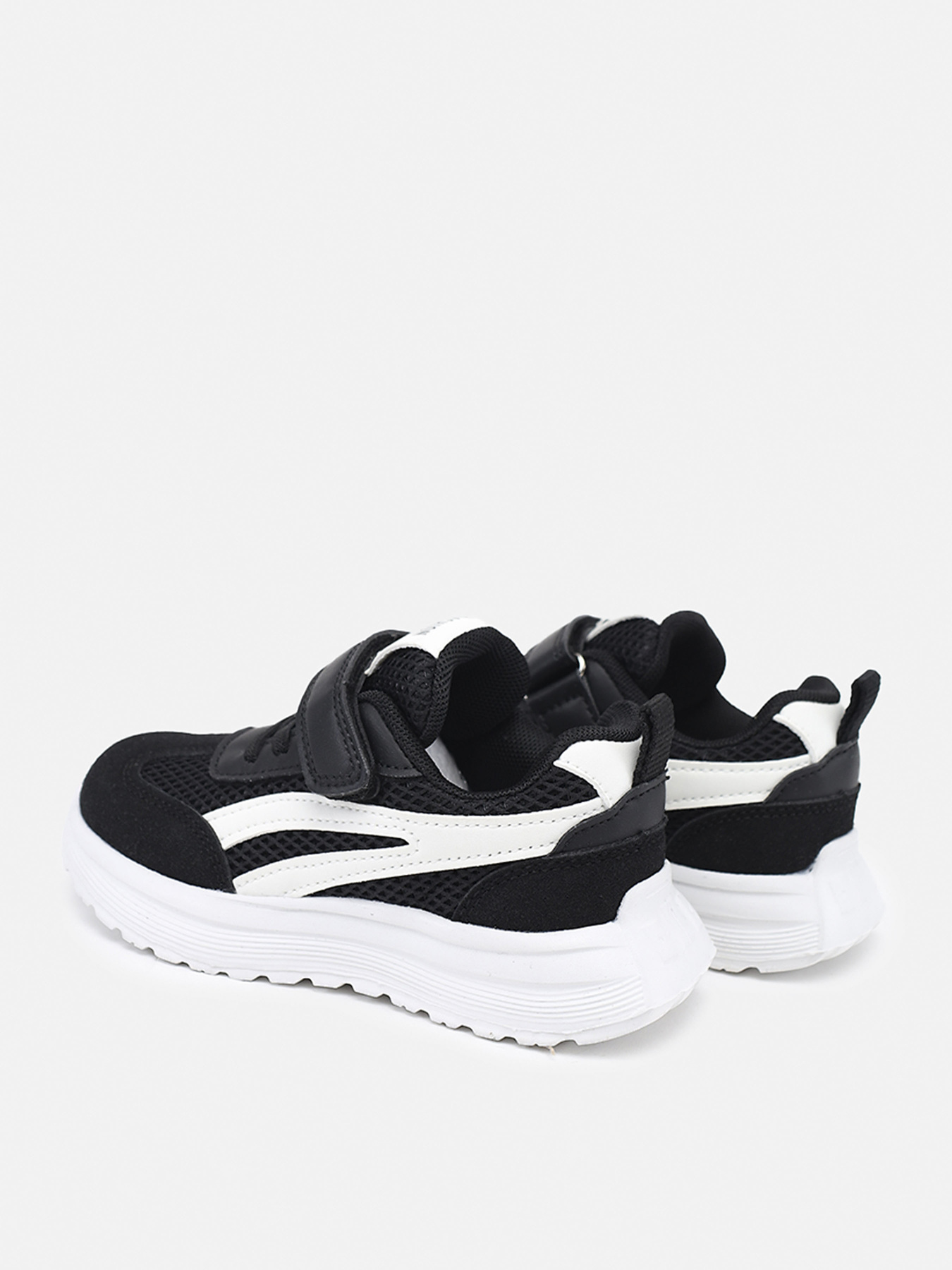 Кросівки для хлопчика  колір чорний ЦБ-00288142 модель ЦБ-00288142 Фото