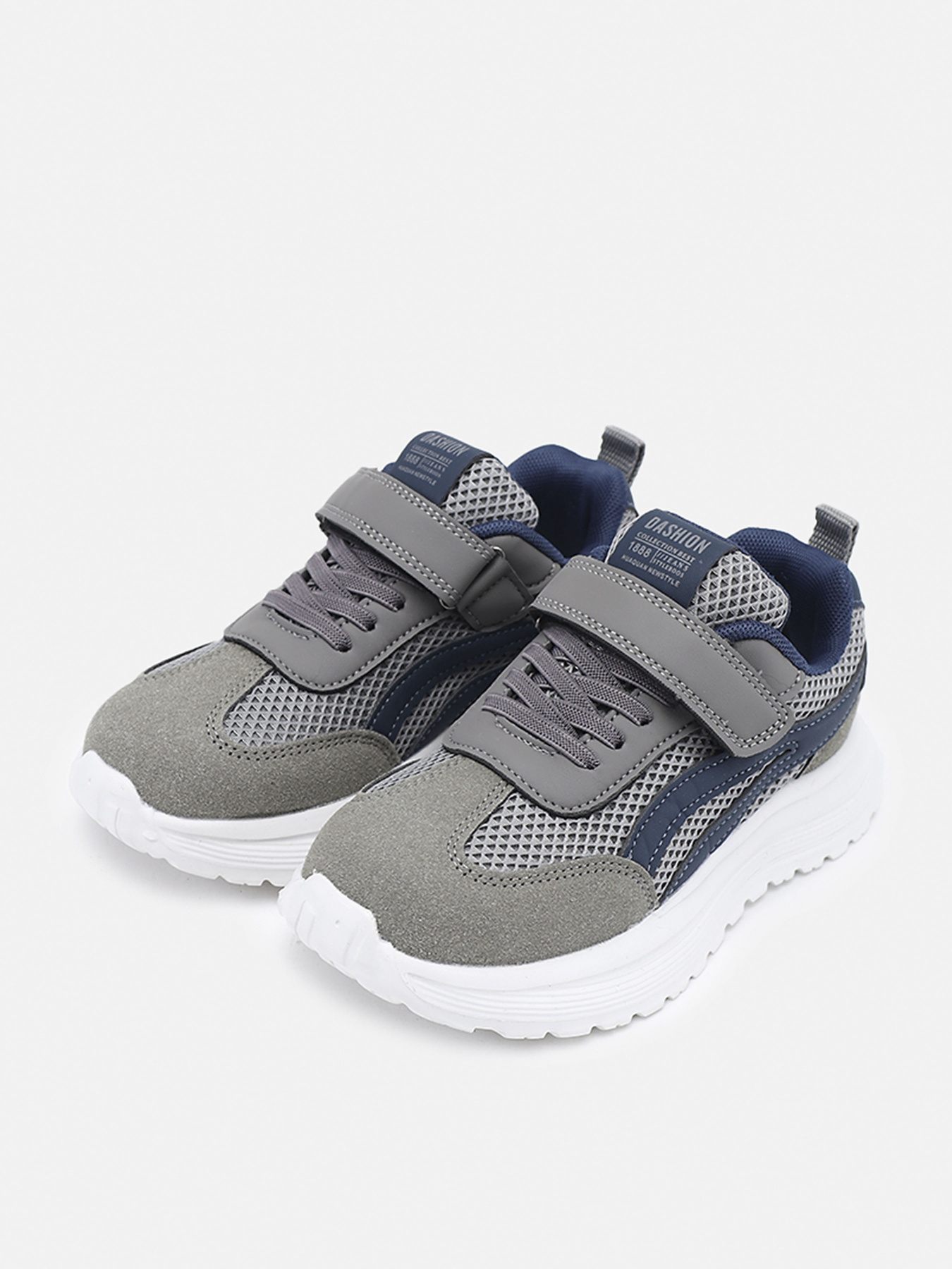 Кросівки для хлопчика колір темно-сірий ЦБ-00288215 модель ЦБ-00288215 Кросівки для хлопчика колір темно-сірий ЦБ-00288215 модель ЦБ-00288215 Фото