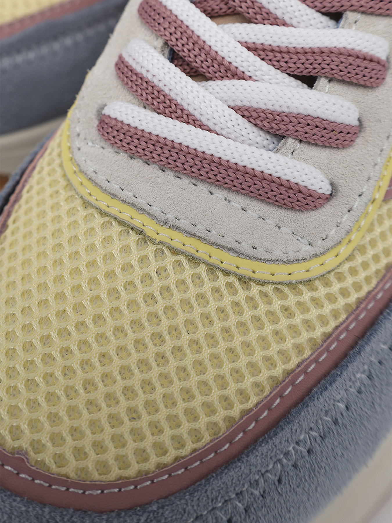 Кроссовки женские  цвет голубой ЦБ-00289043 модель ЦБ-00289043 Фото