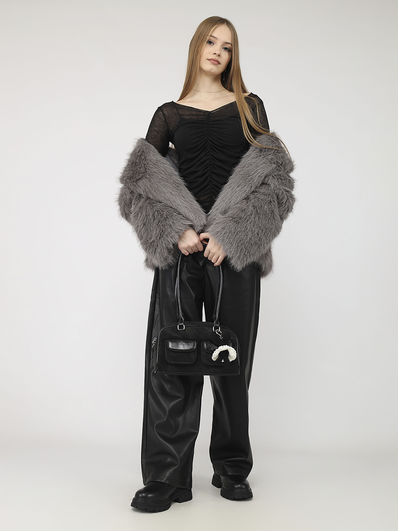 Футболка з довгим рукавом жіноча  колір чорний ЦБ-00284462 модель ЦБ-00284462 Фото