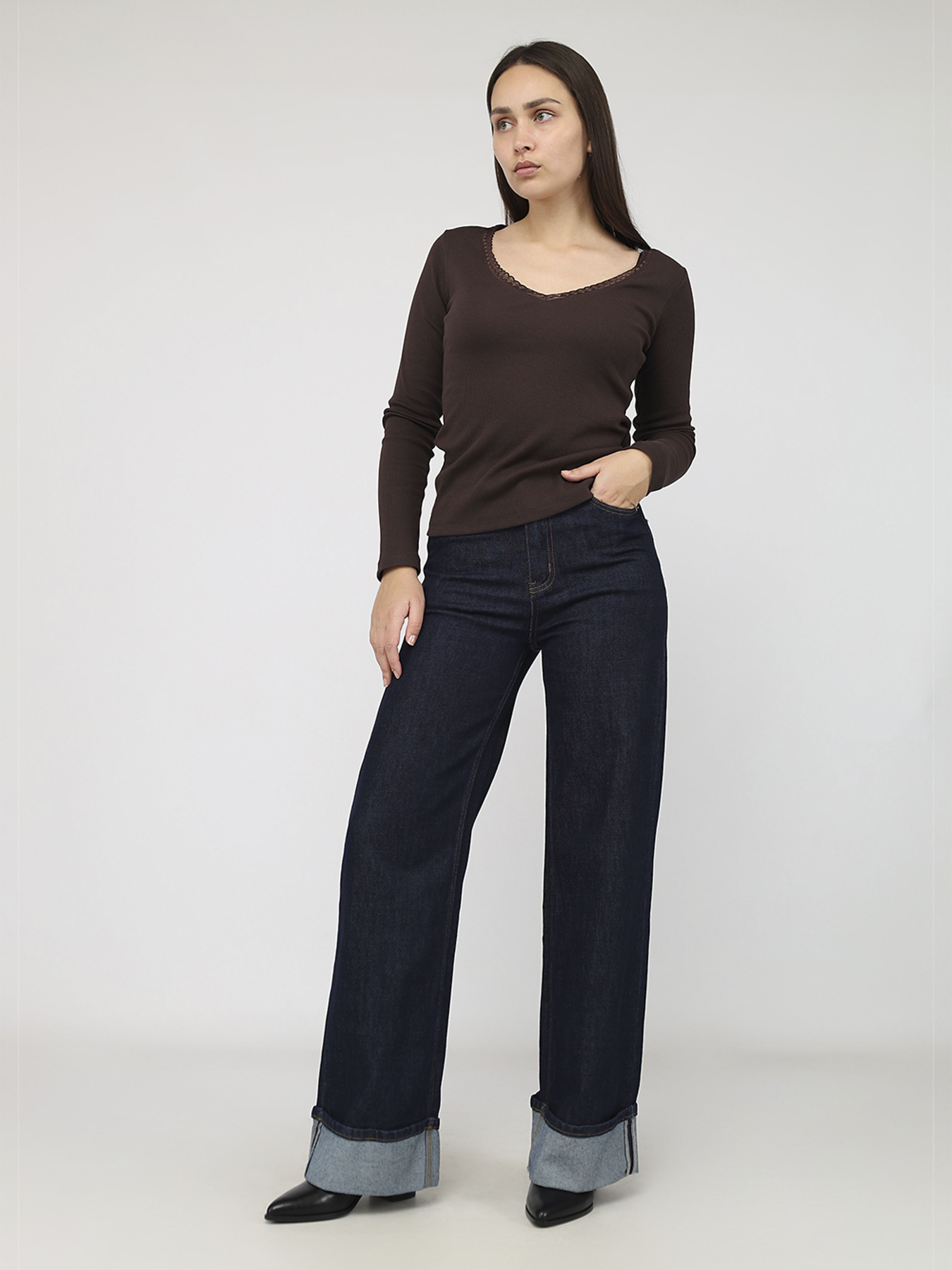Футболка з довгим рукавом жіноча  колір темно-коричневий ЦБ-00284476 модель ЦБ-00284476 Фото