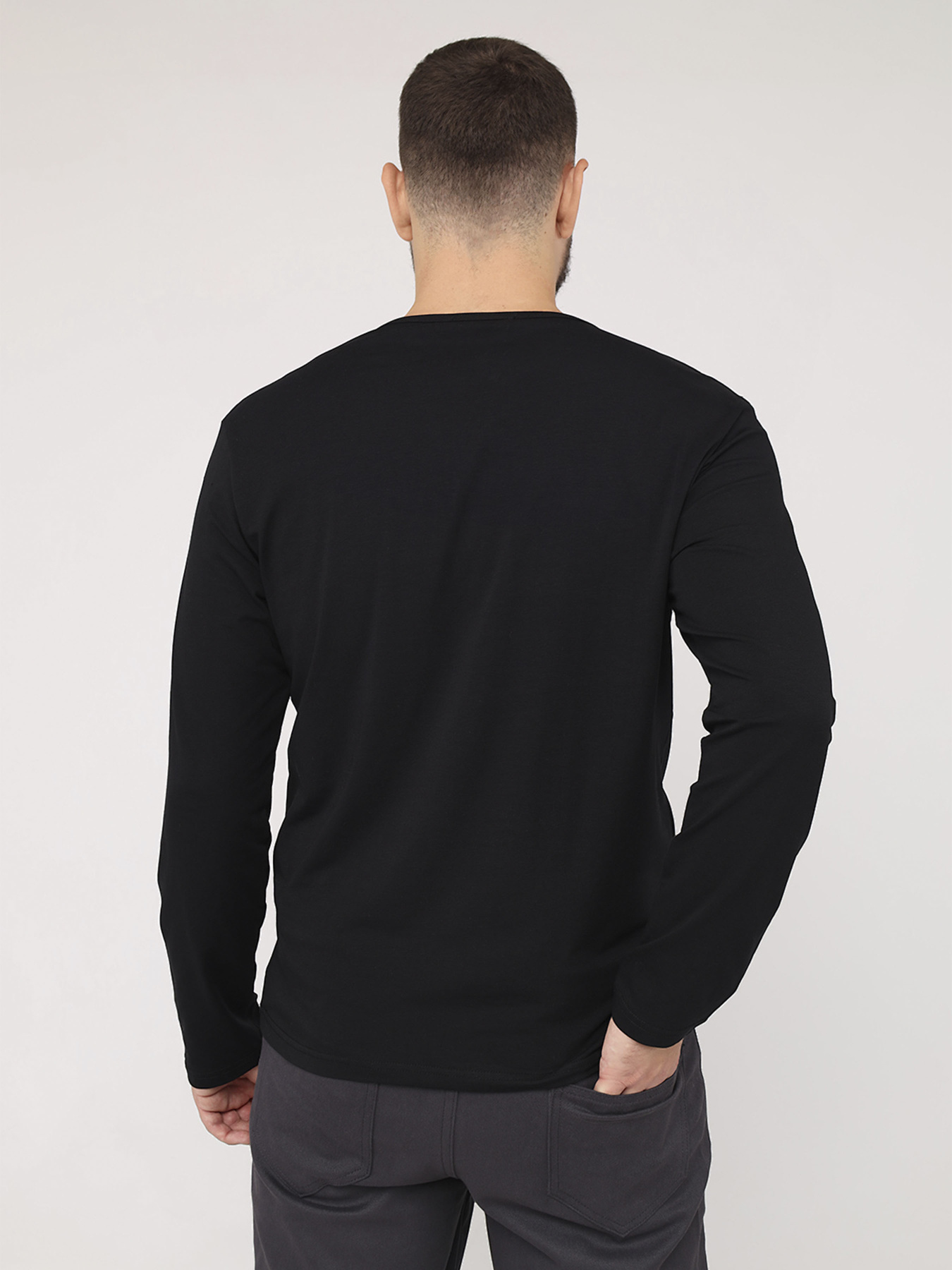 Футболка з довгим рукавом чоловіча  колір чорний ЦБ-00284940 модель ЦБ-00284940 Фото