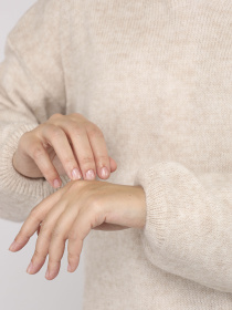 Пуловер жіночий  колір бежевий ЦБ-00285739 модель ЦБ-00285739 Фото