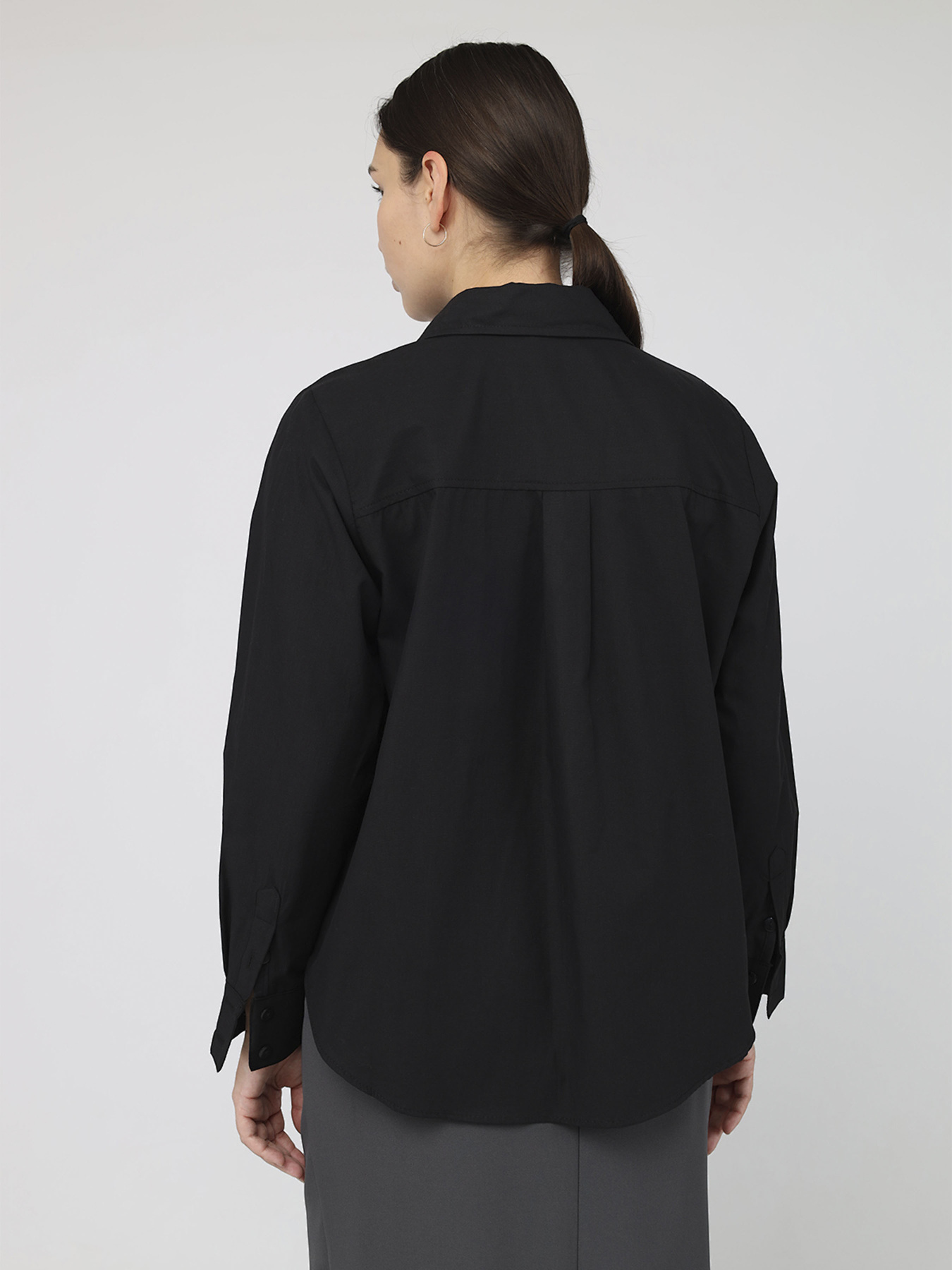 Рубашка с длинным рукавом женская  цвет черный ЦБ-00287021 модель ЦБ-00287021 Фото