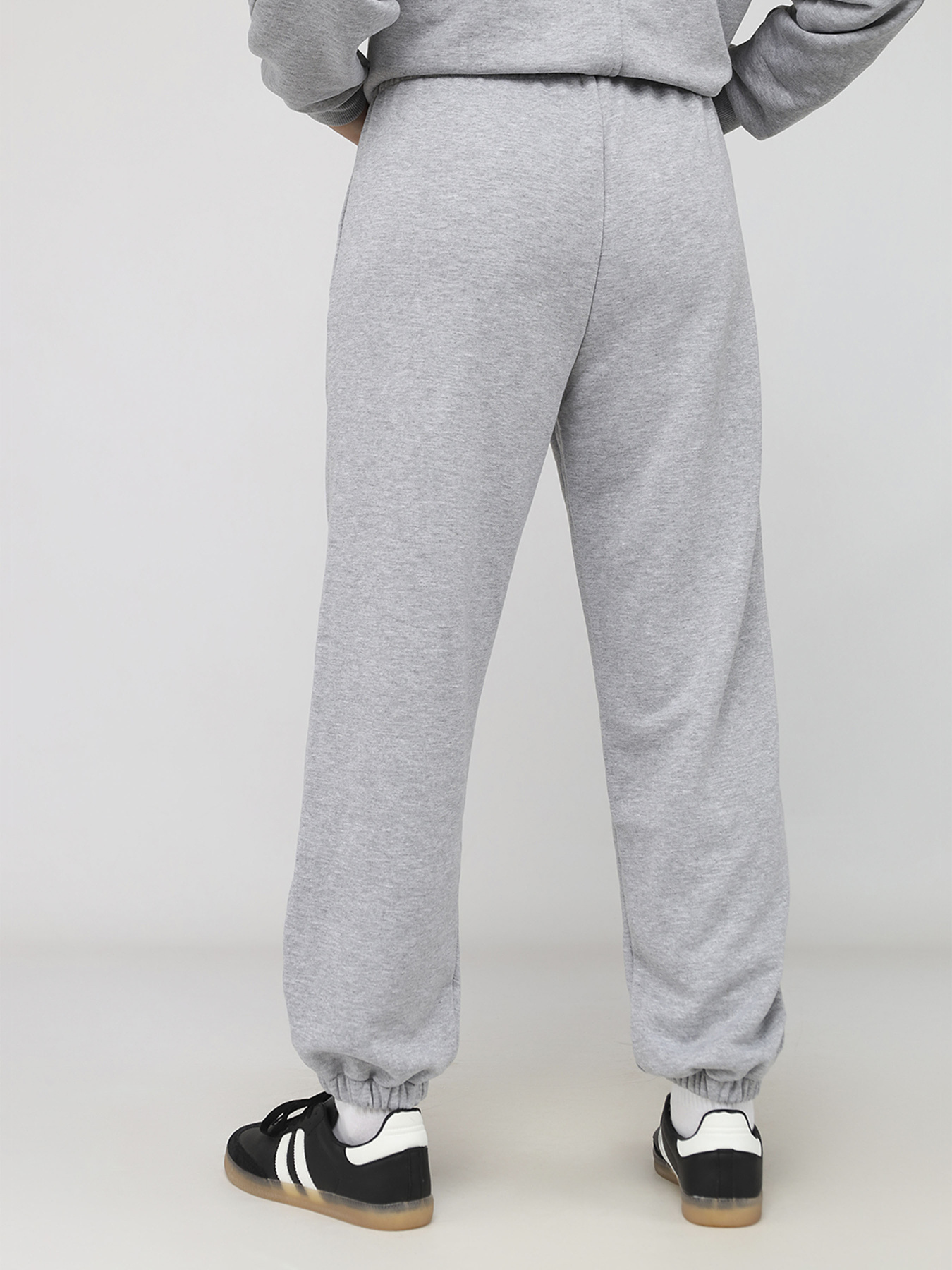 Штани спортивні жіночі  колір сірий ЦБ-00287136 модель ЦБ-00287136 Фото