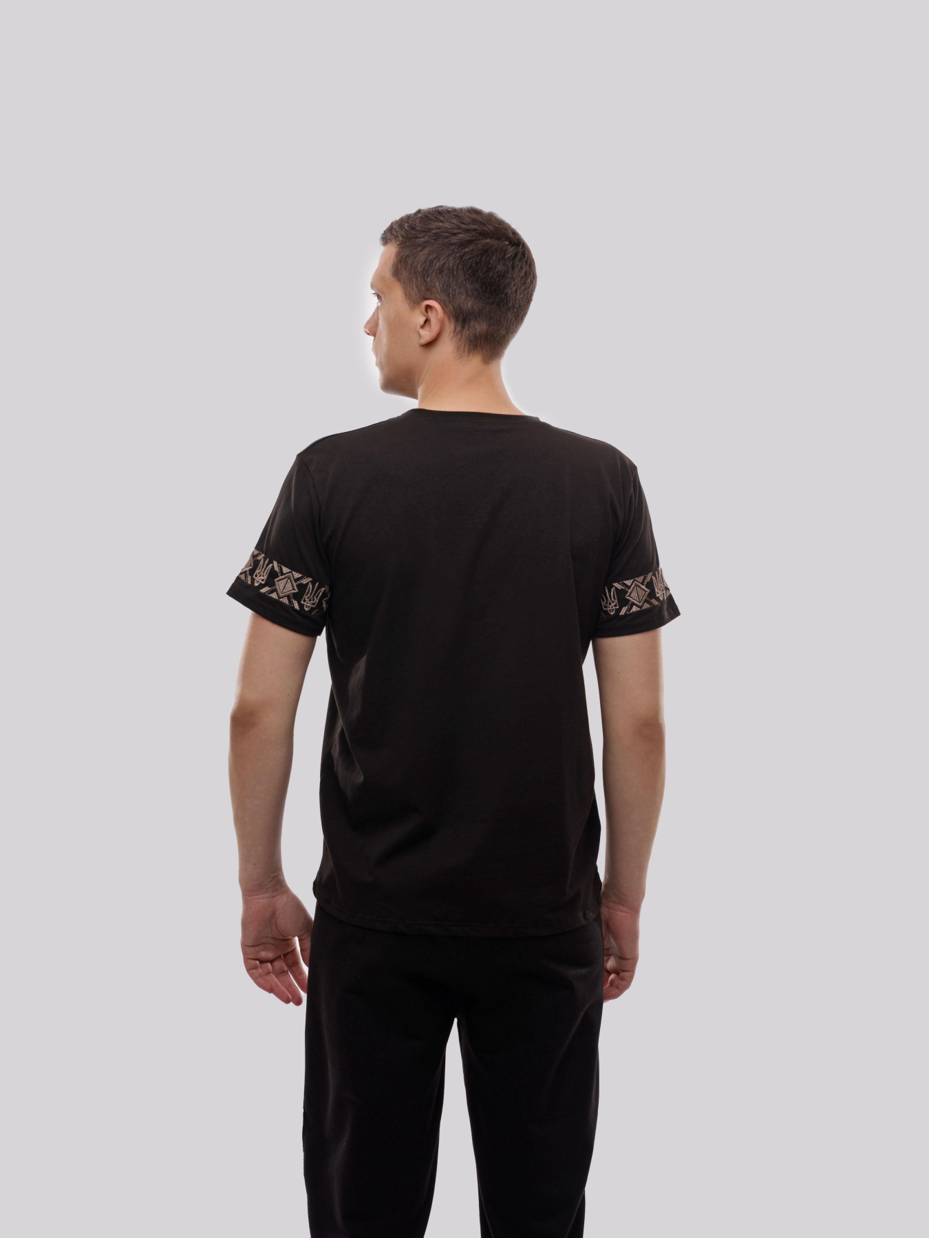 Футболка чоловіча Чорний ЛОТОС модель 719807 Фото